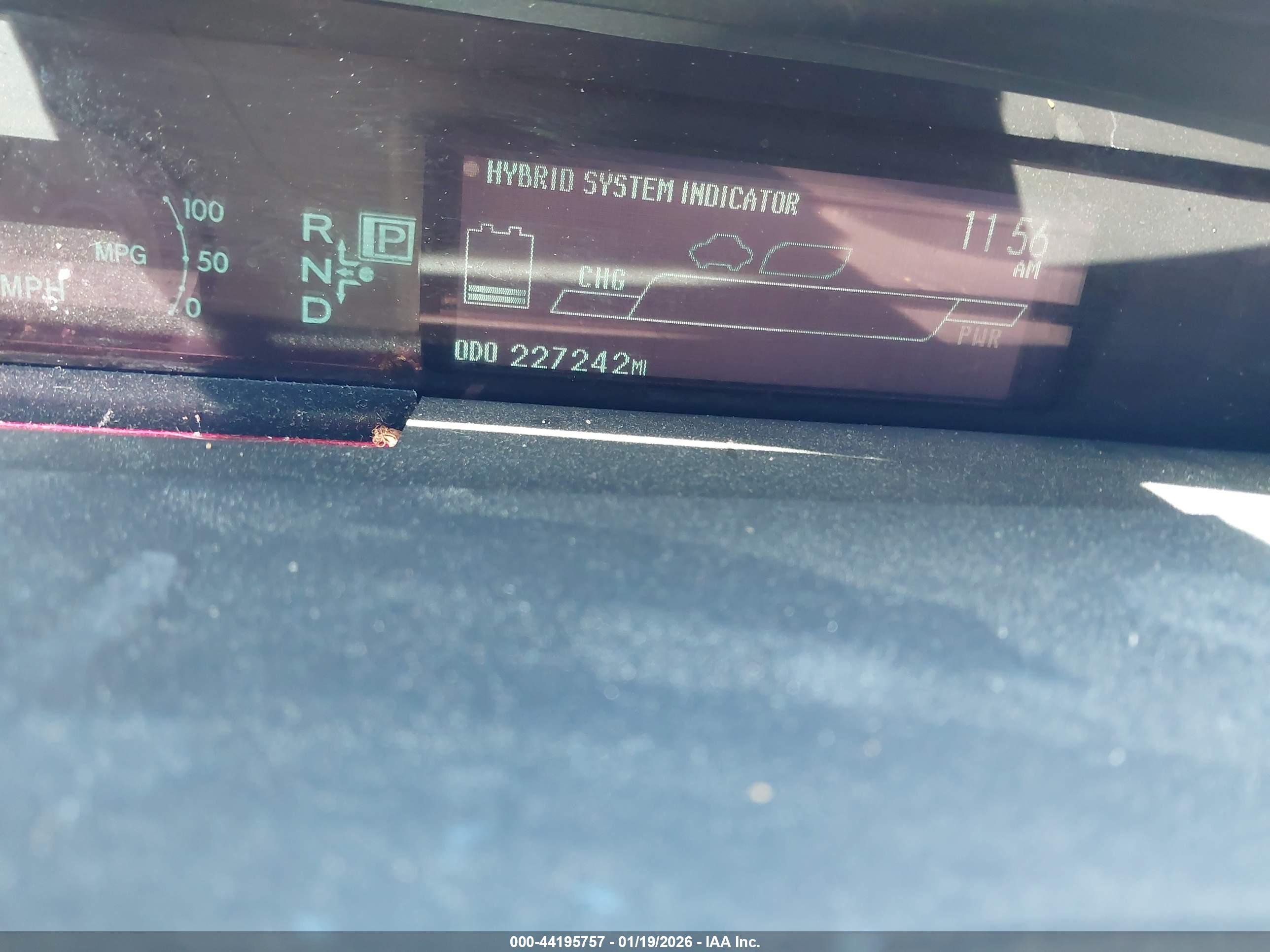 TOYOTA PRIUS image 7