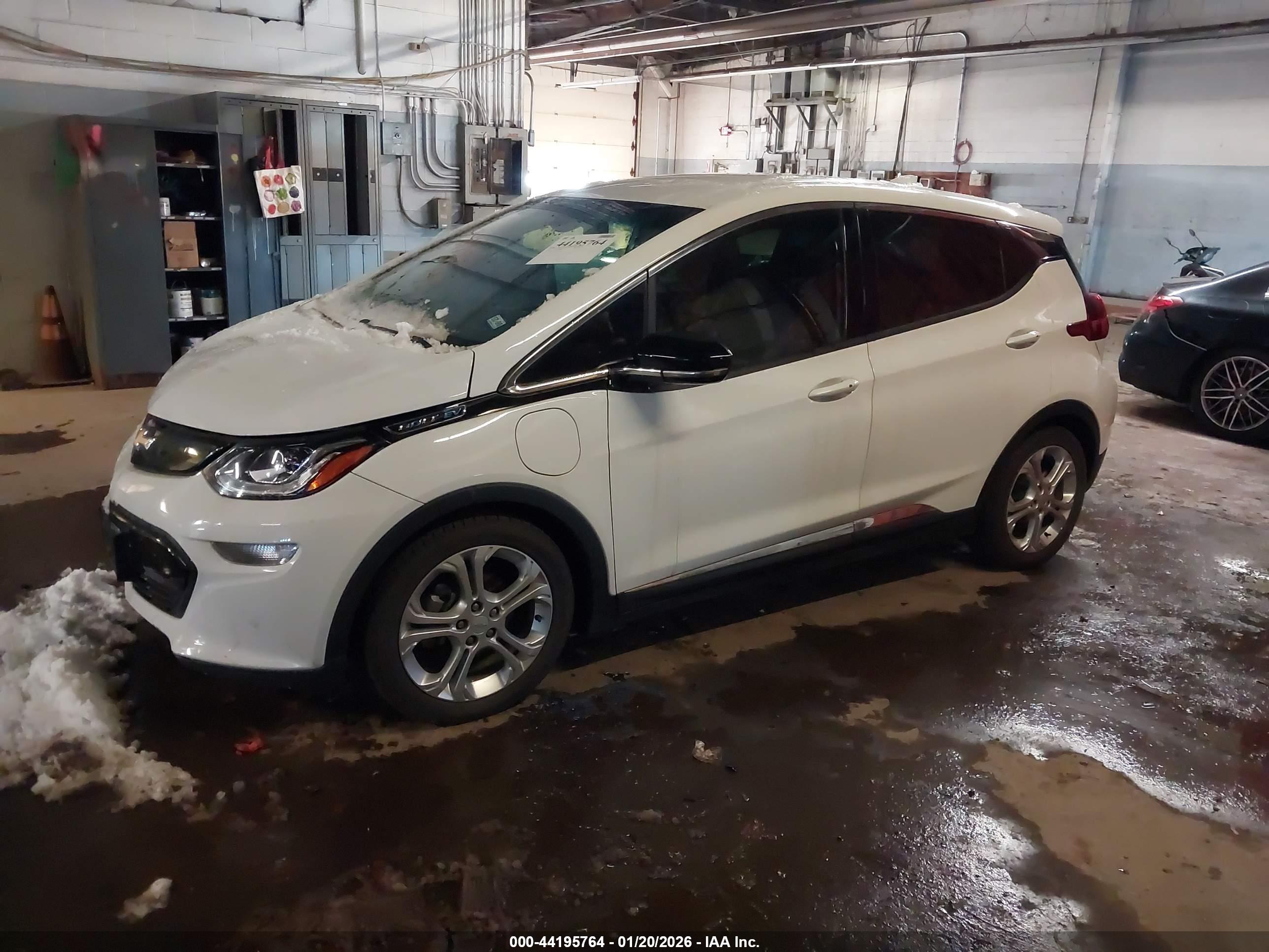 CHEVROLET BOLT image 2