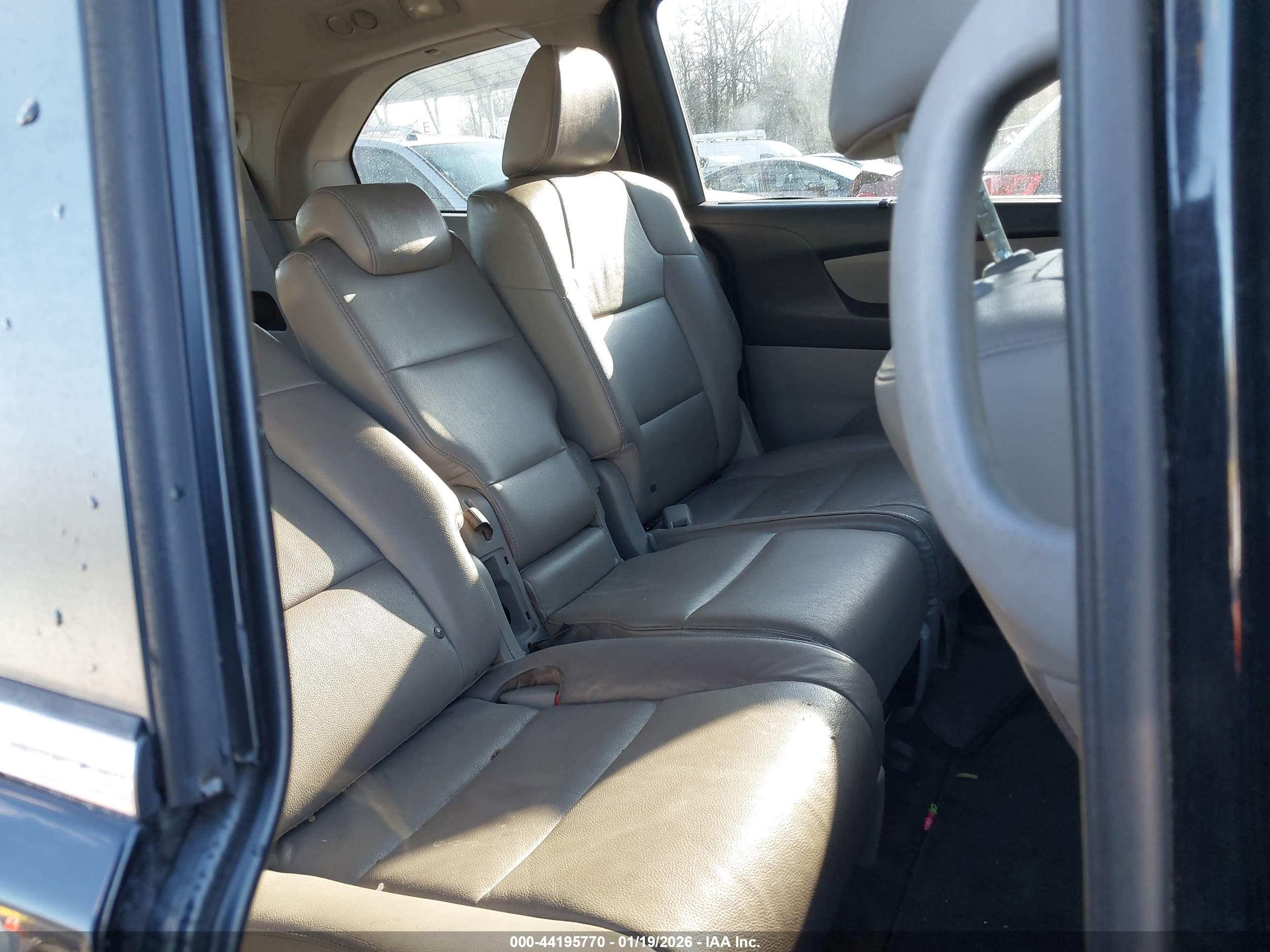 HONDA ODYSSEY image 8