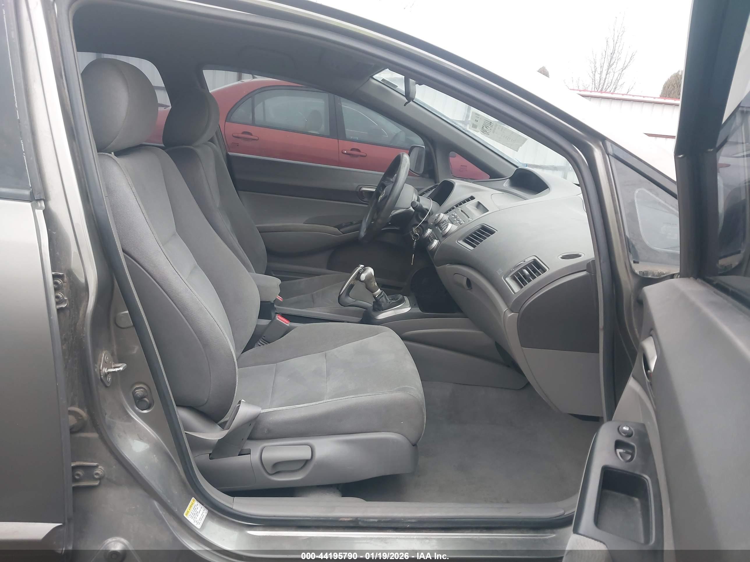HONDA CIVIC image 5