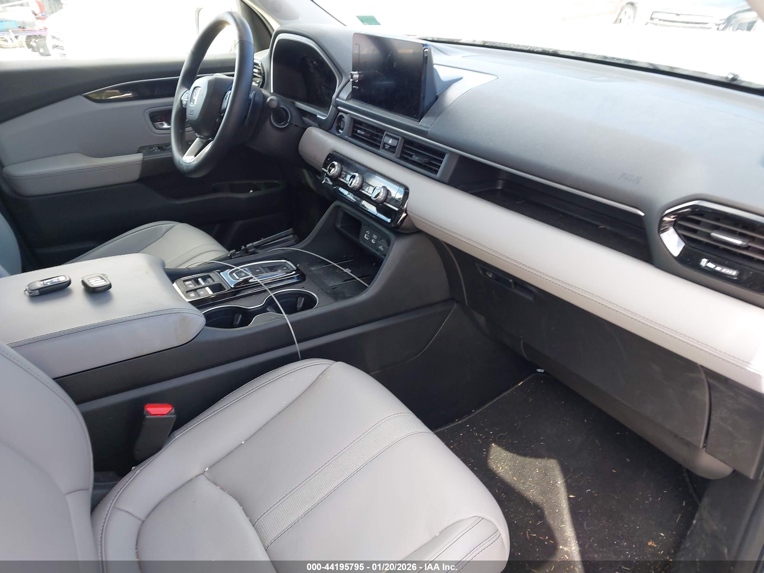 HONDA PILOT image 5