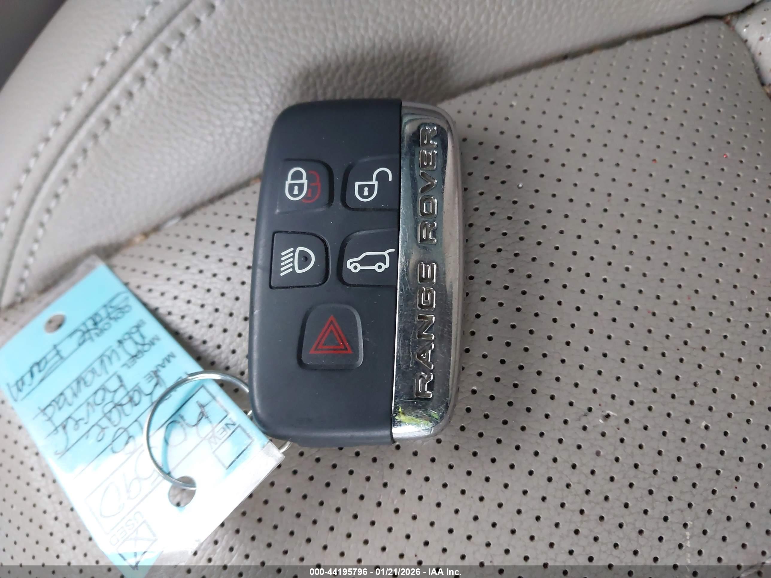 LAND ROVER image 11