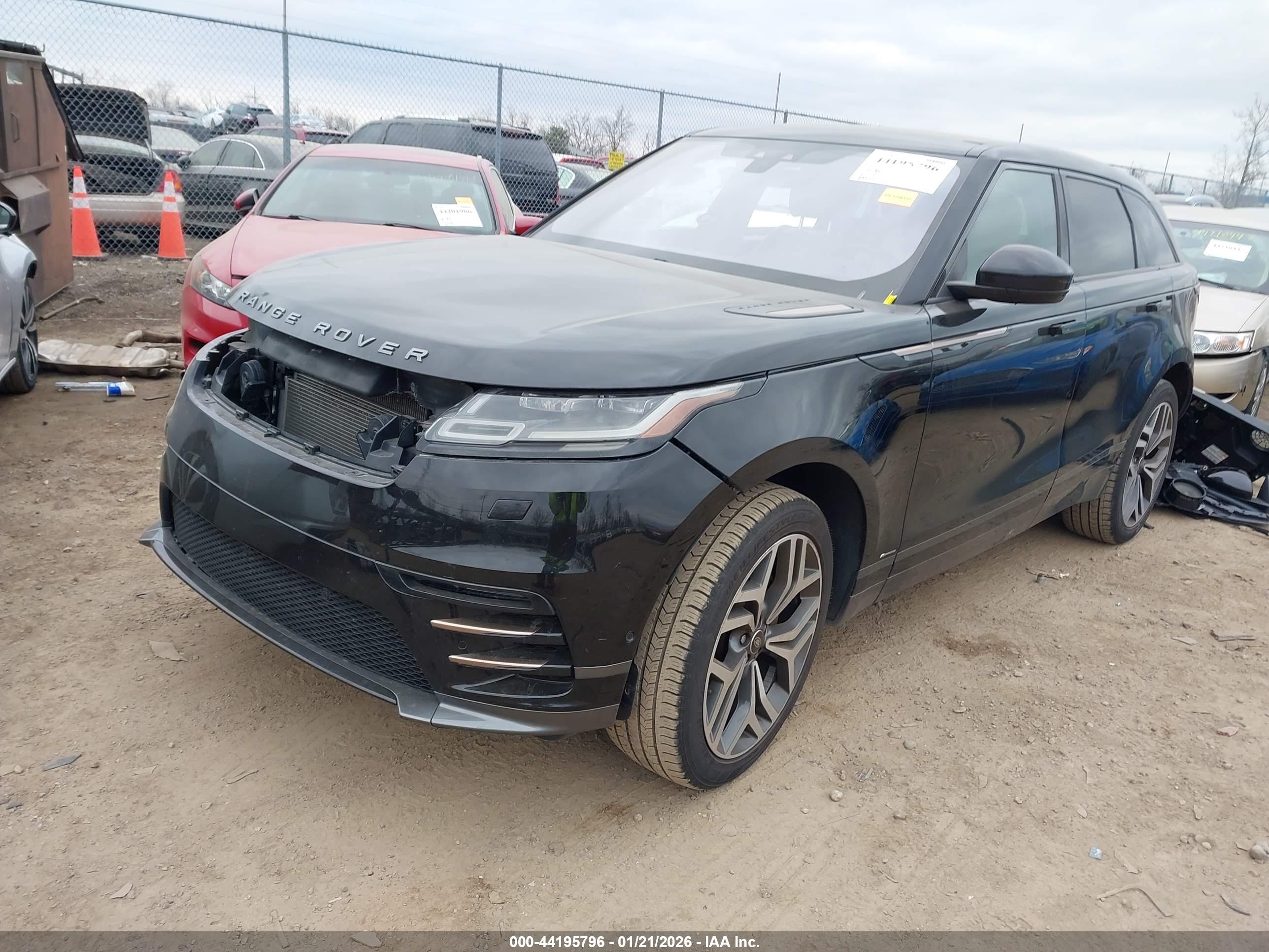 LAND ROVER image 2