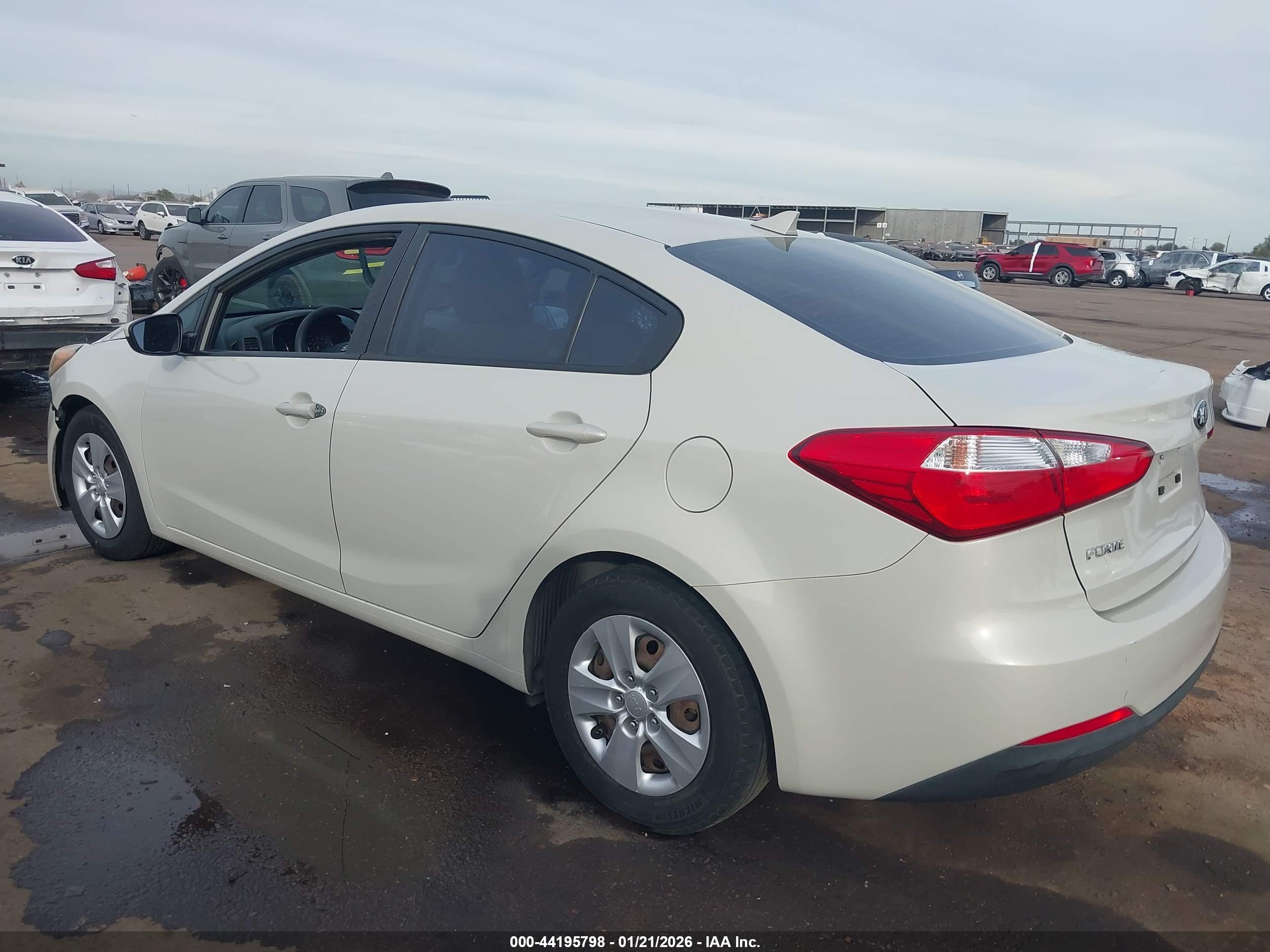 KIA FORTE image 3