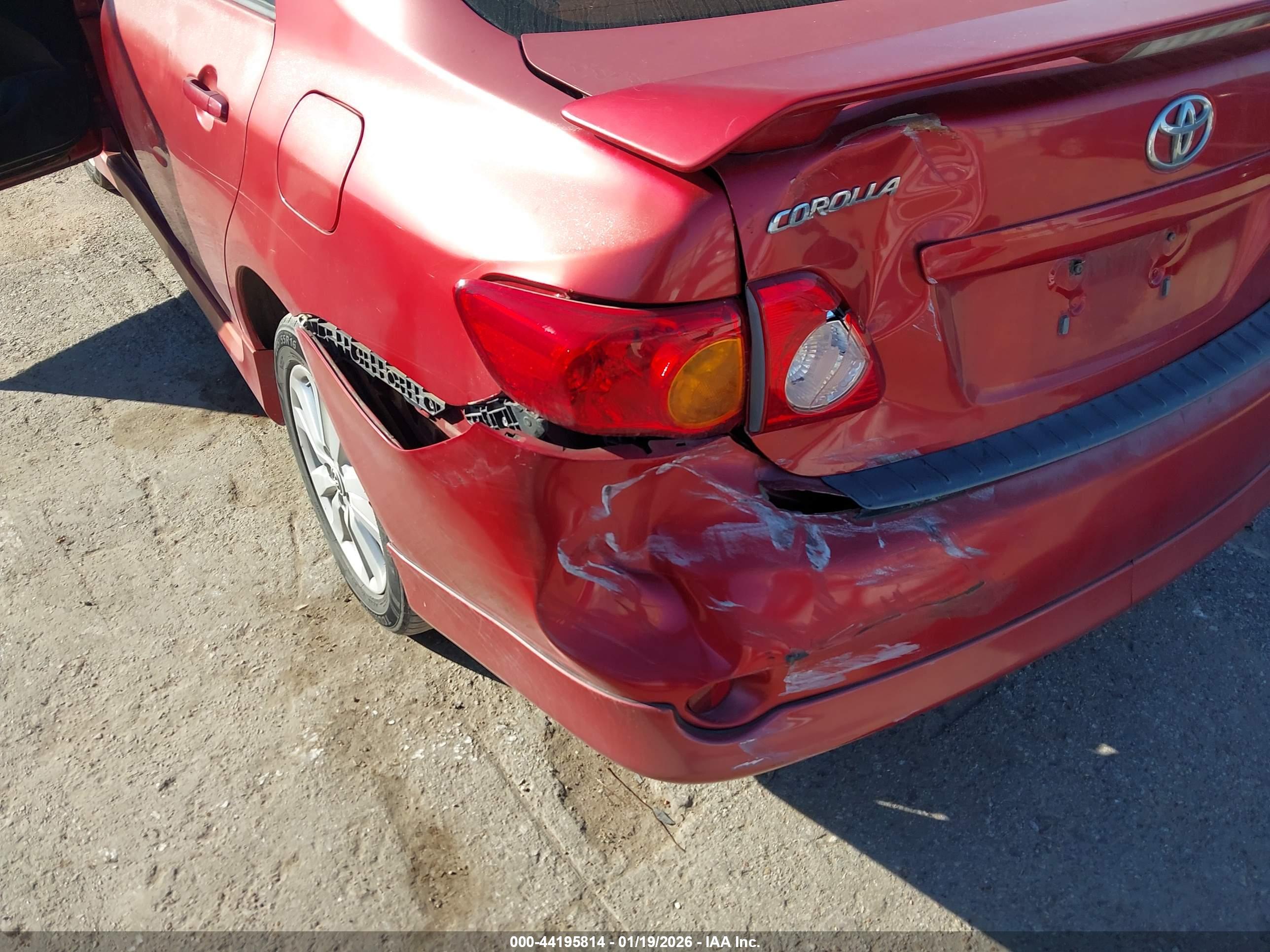 TOYOTA COROLLA image 6