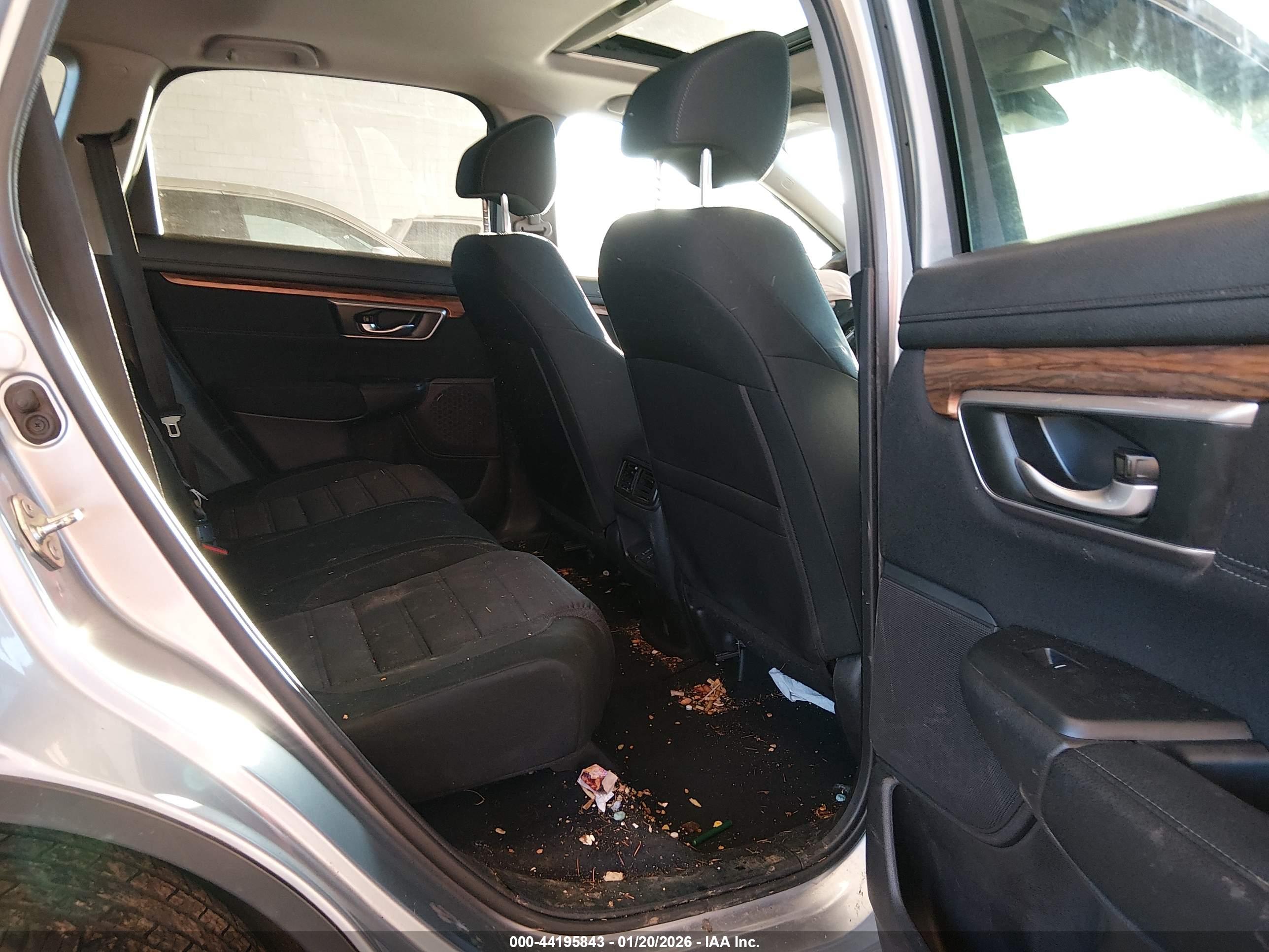 HONDA CR-V image 8