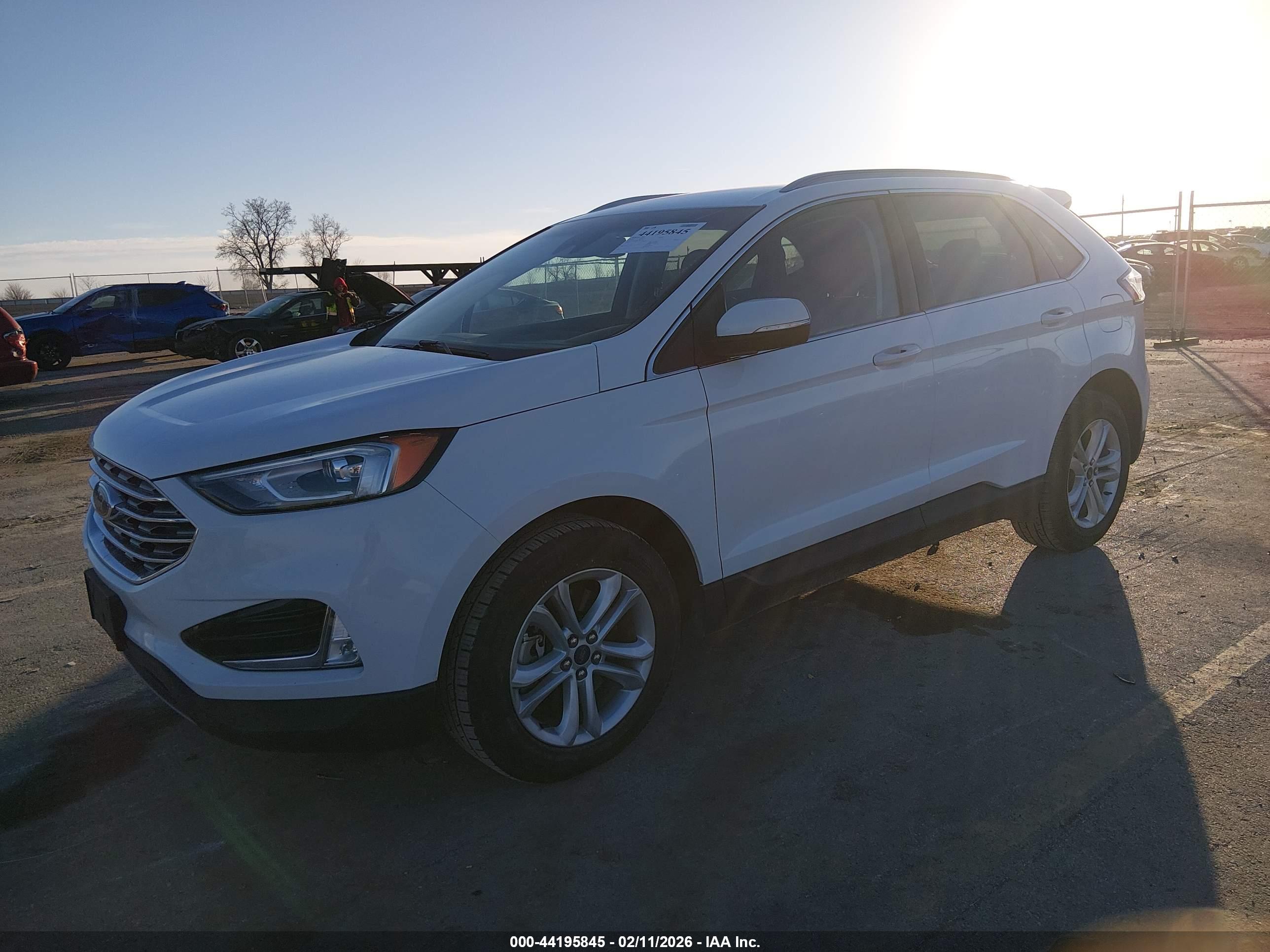 FORD EDGE image 2