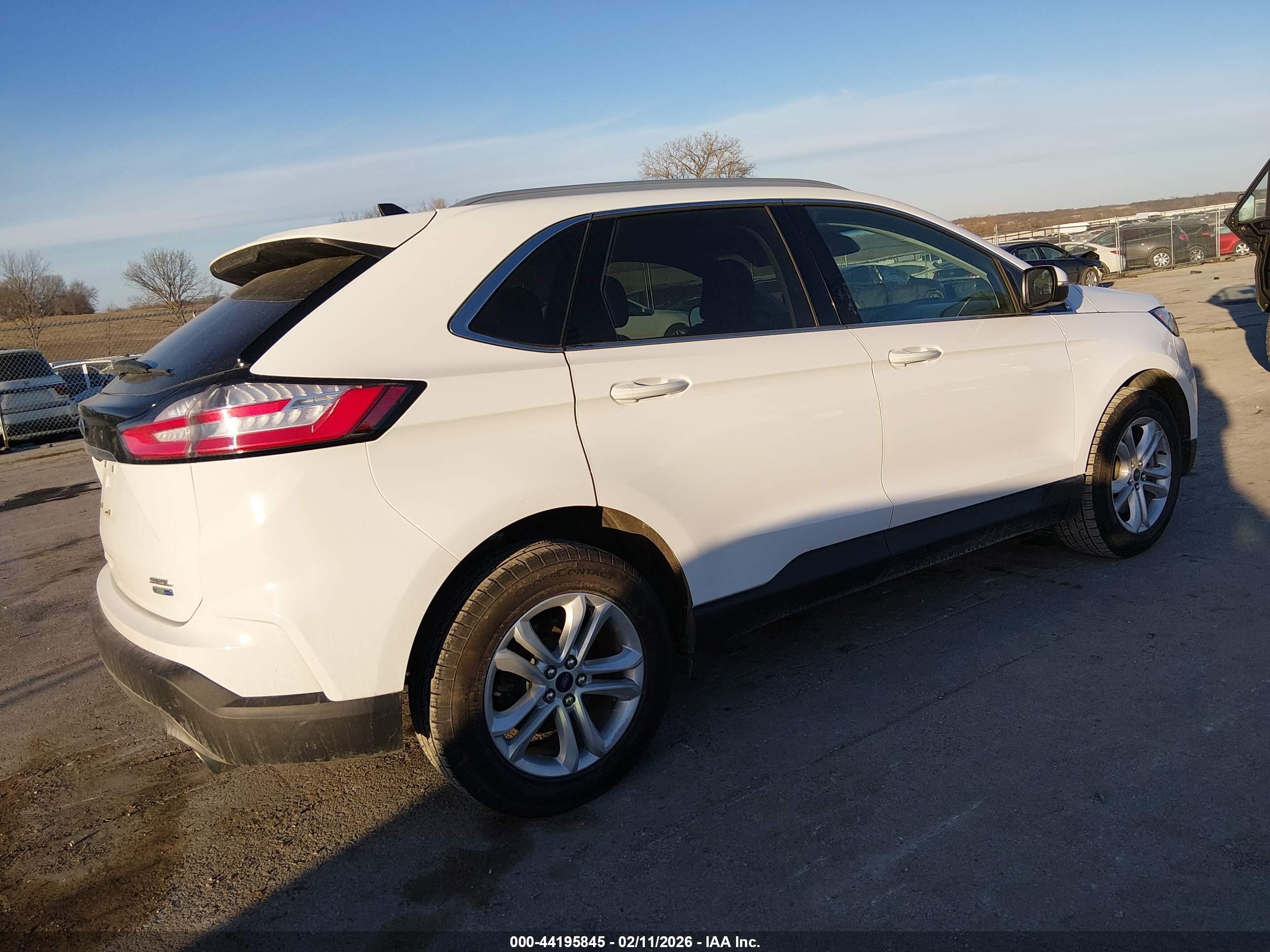 FORD EDGE image 4
