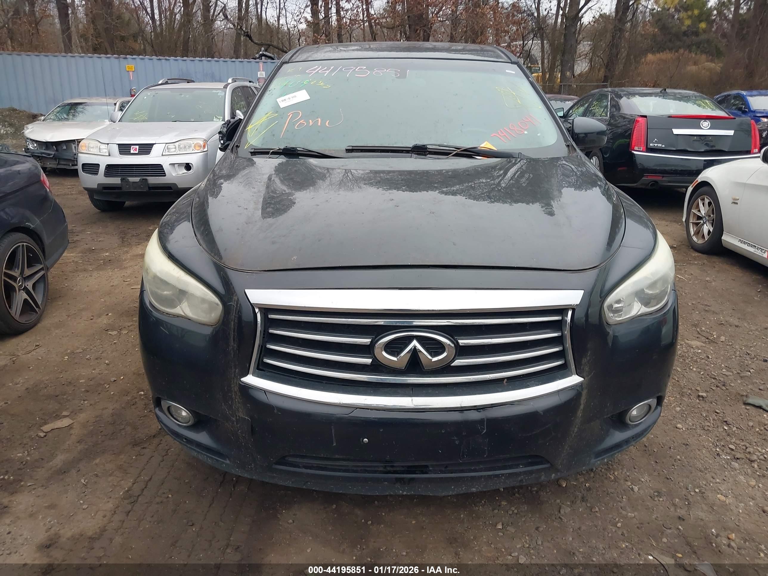 INFINITI JX35 image 6
