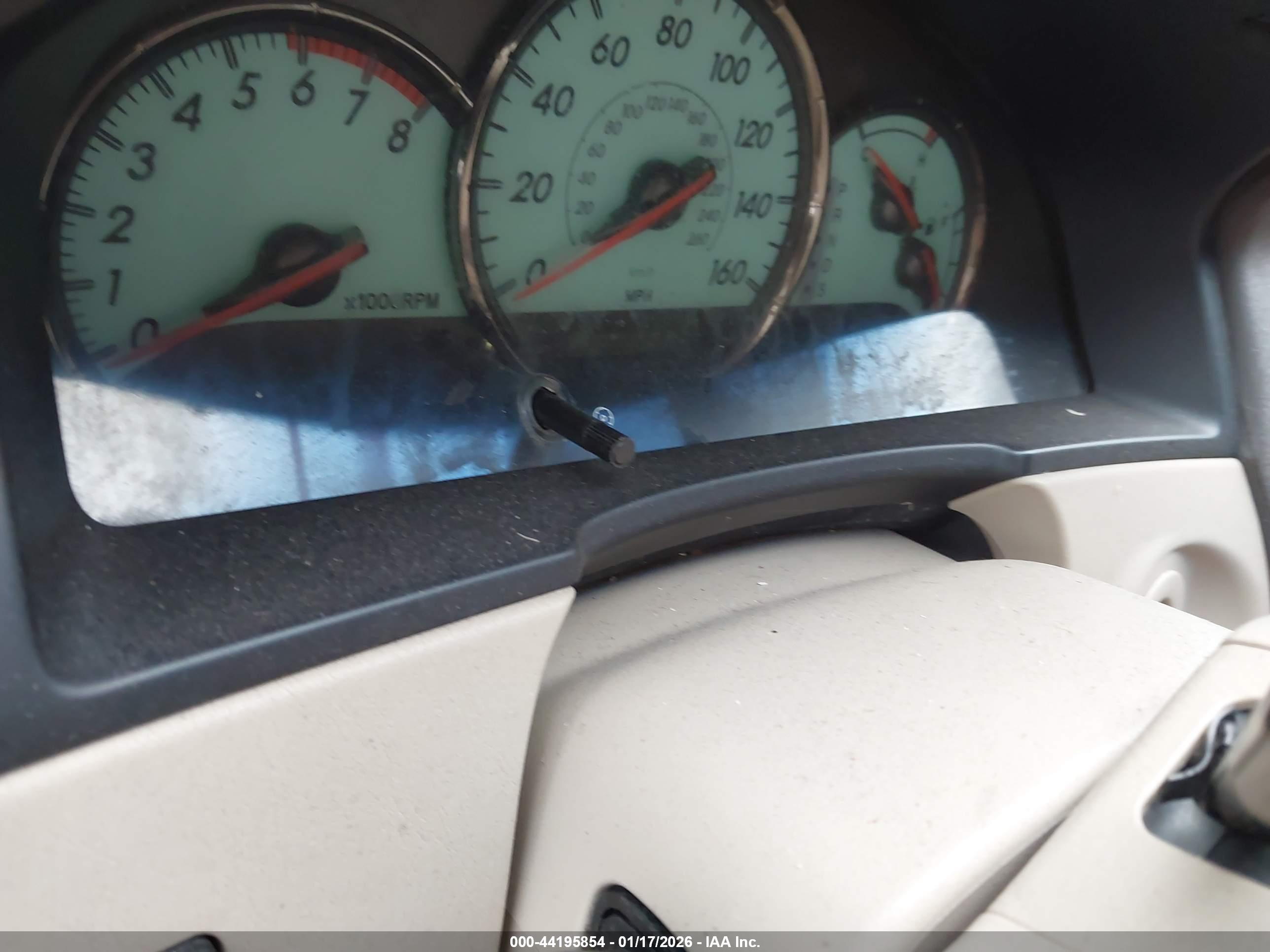 TOYOTA CAMRY image 7