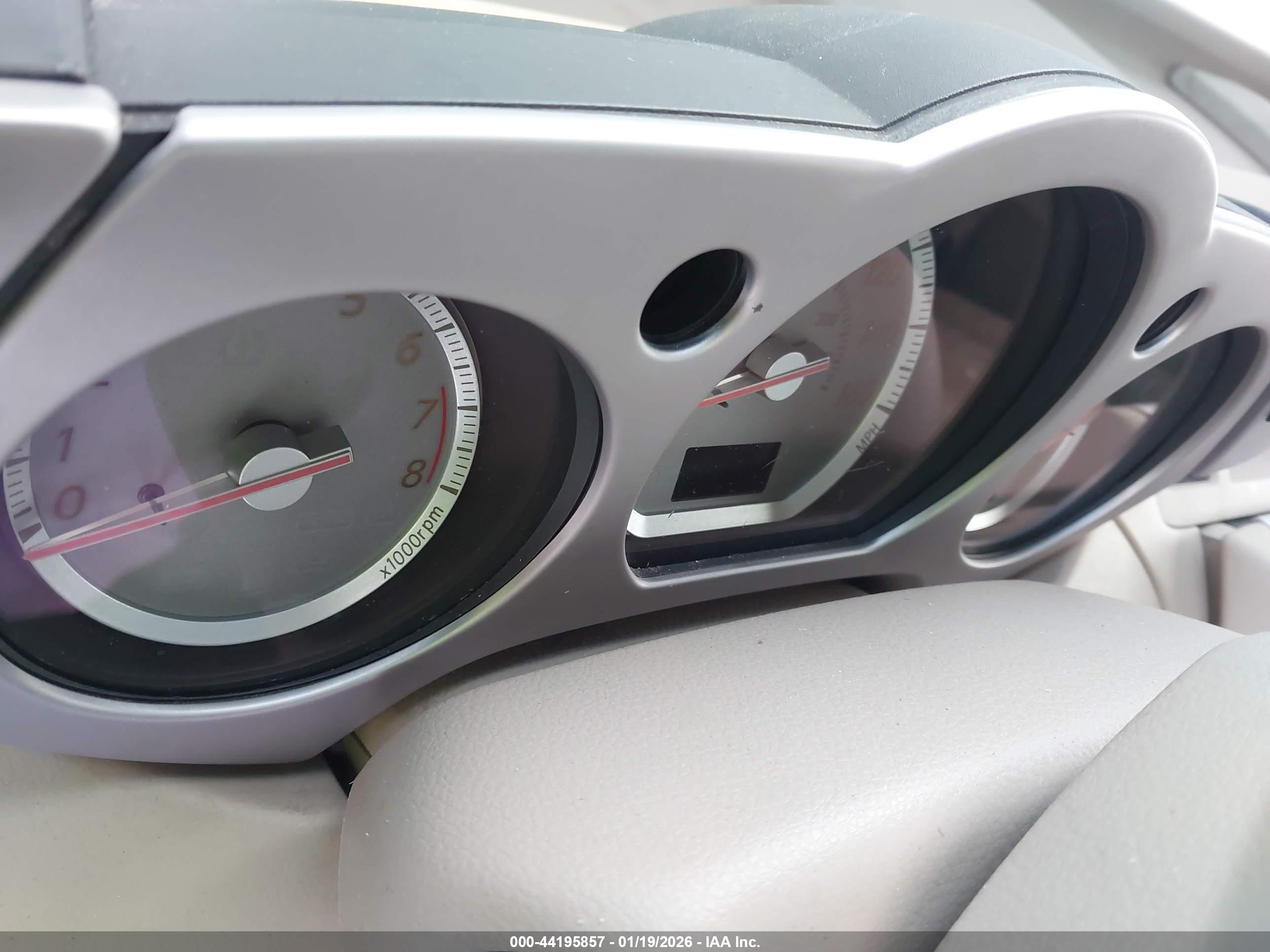 NISSAN MURANO image 7