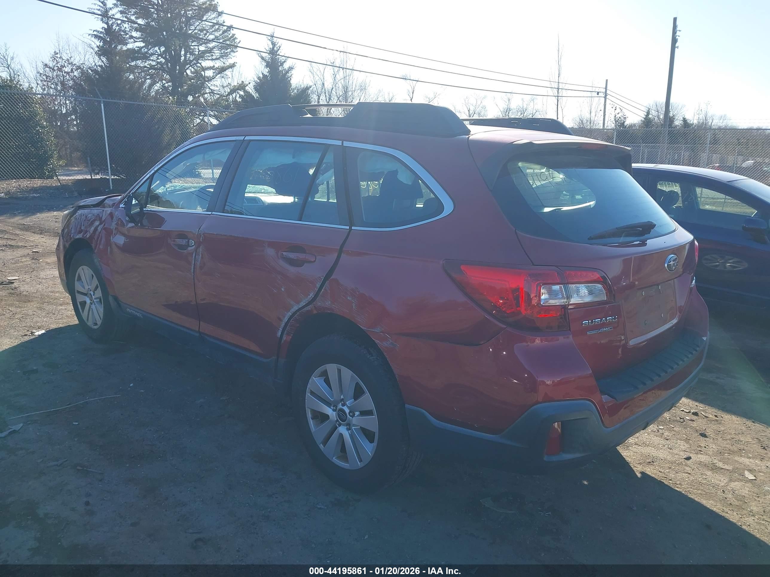 SUBARU OUTBACK image 3