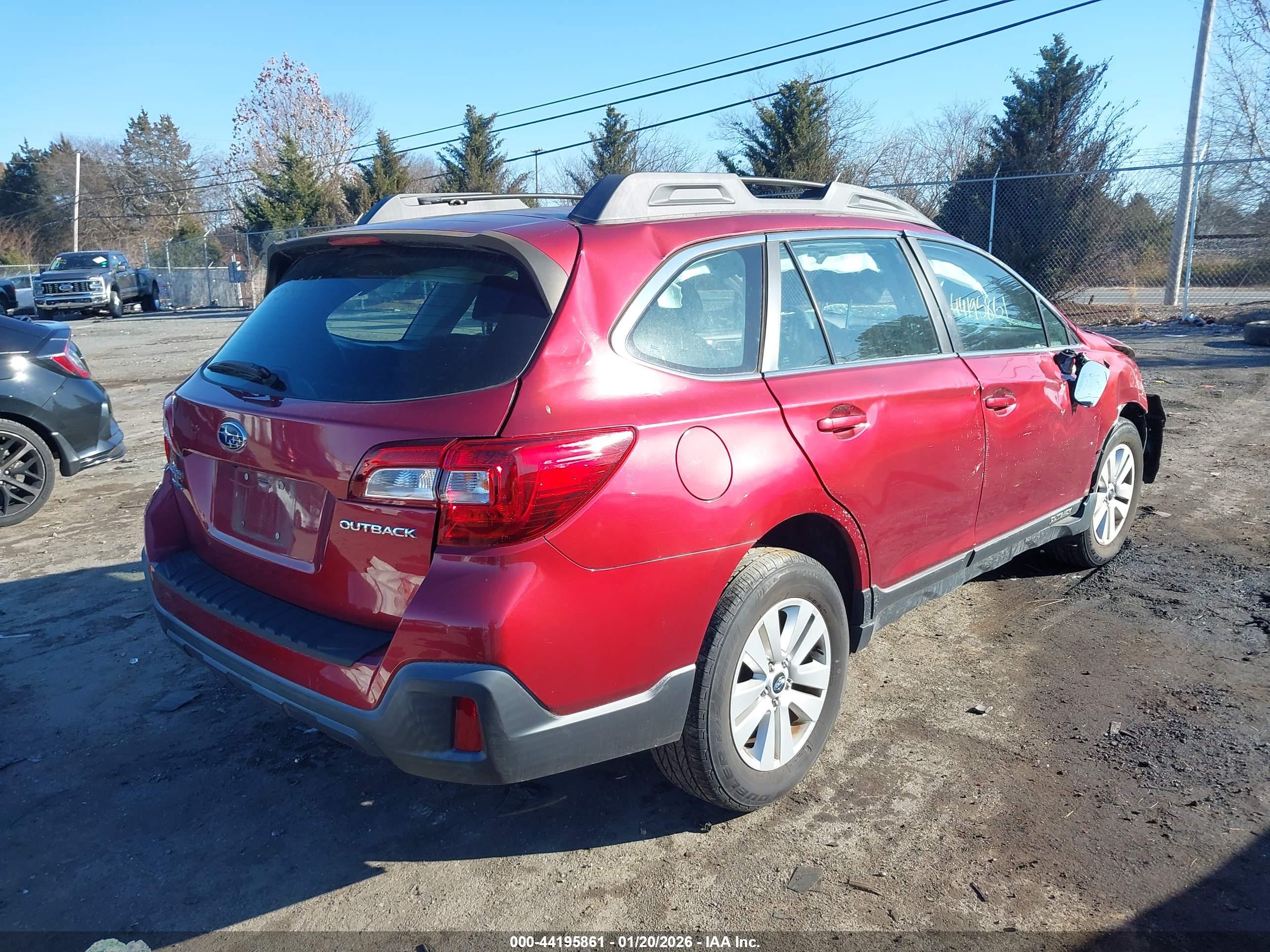 SUBARU OUTBACK image 4