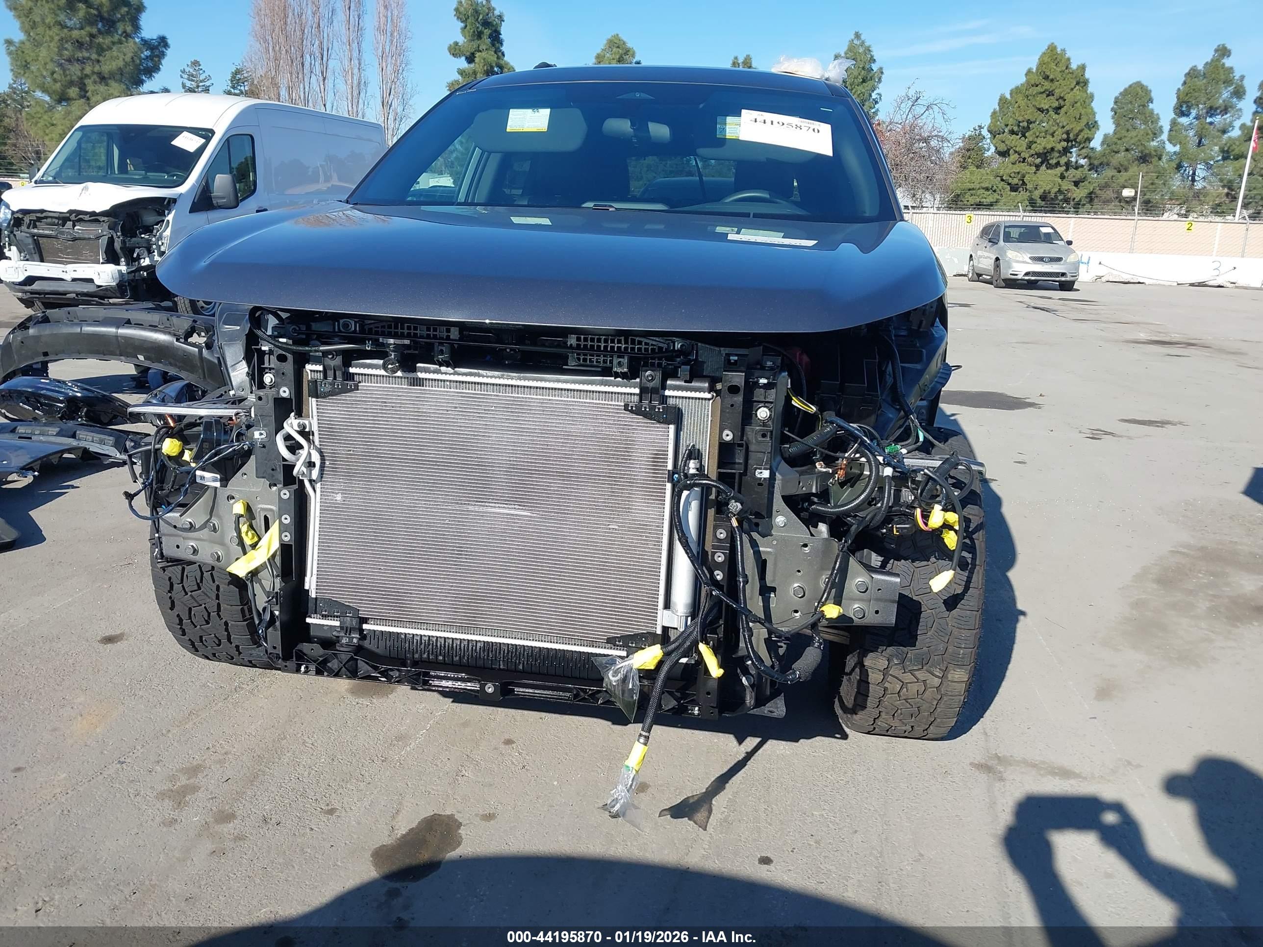 NISSAN PATHFINDER image 6