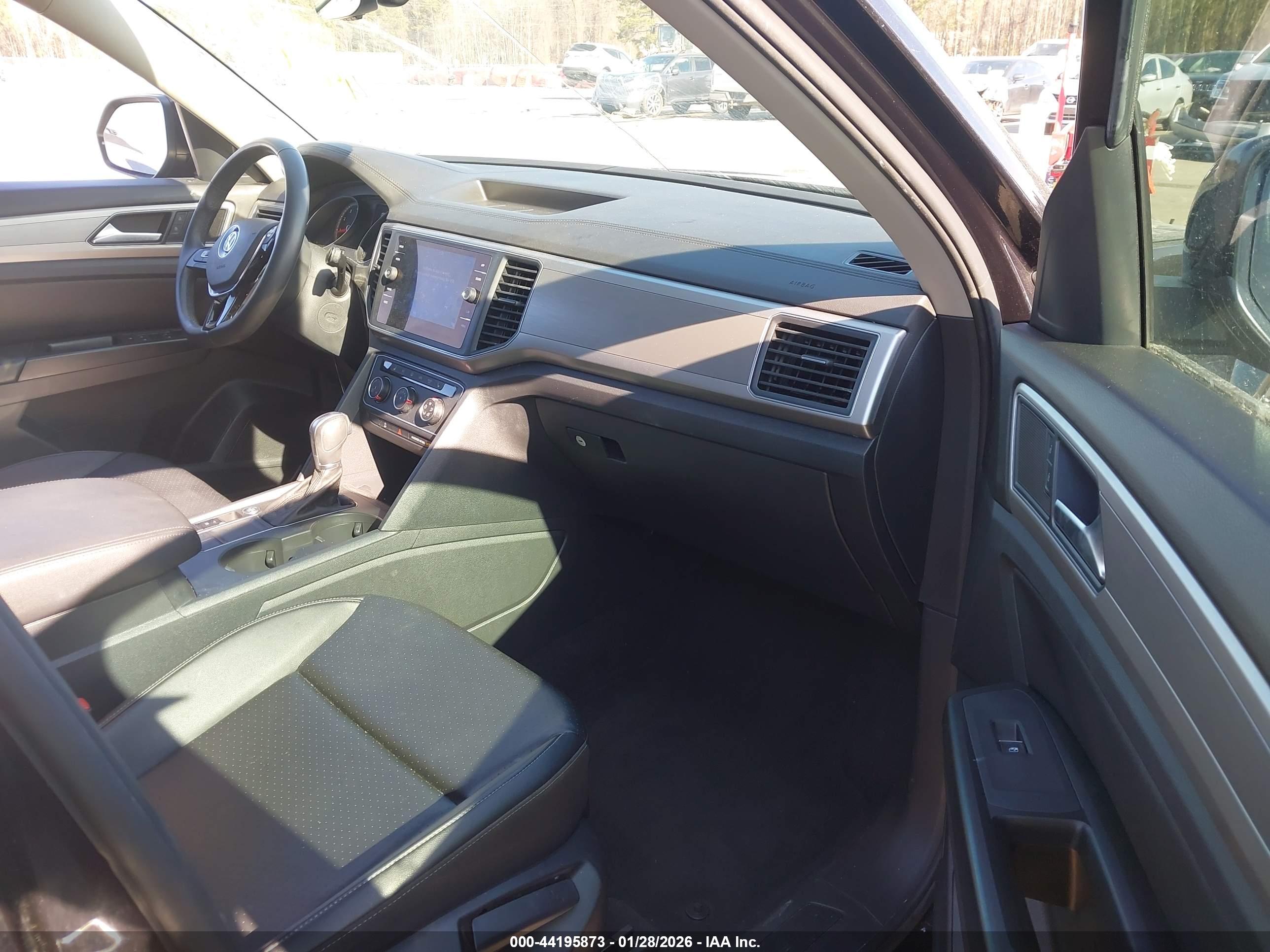 VOLKSWAGEN ATLAS image 5