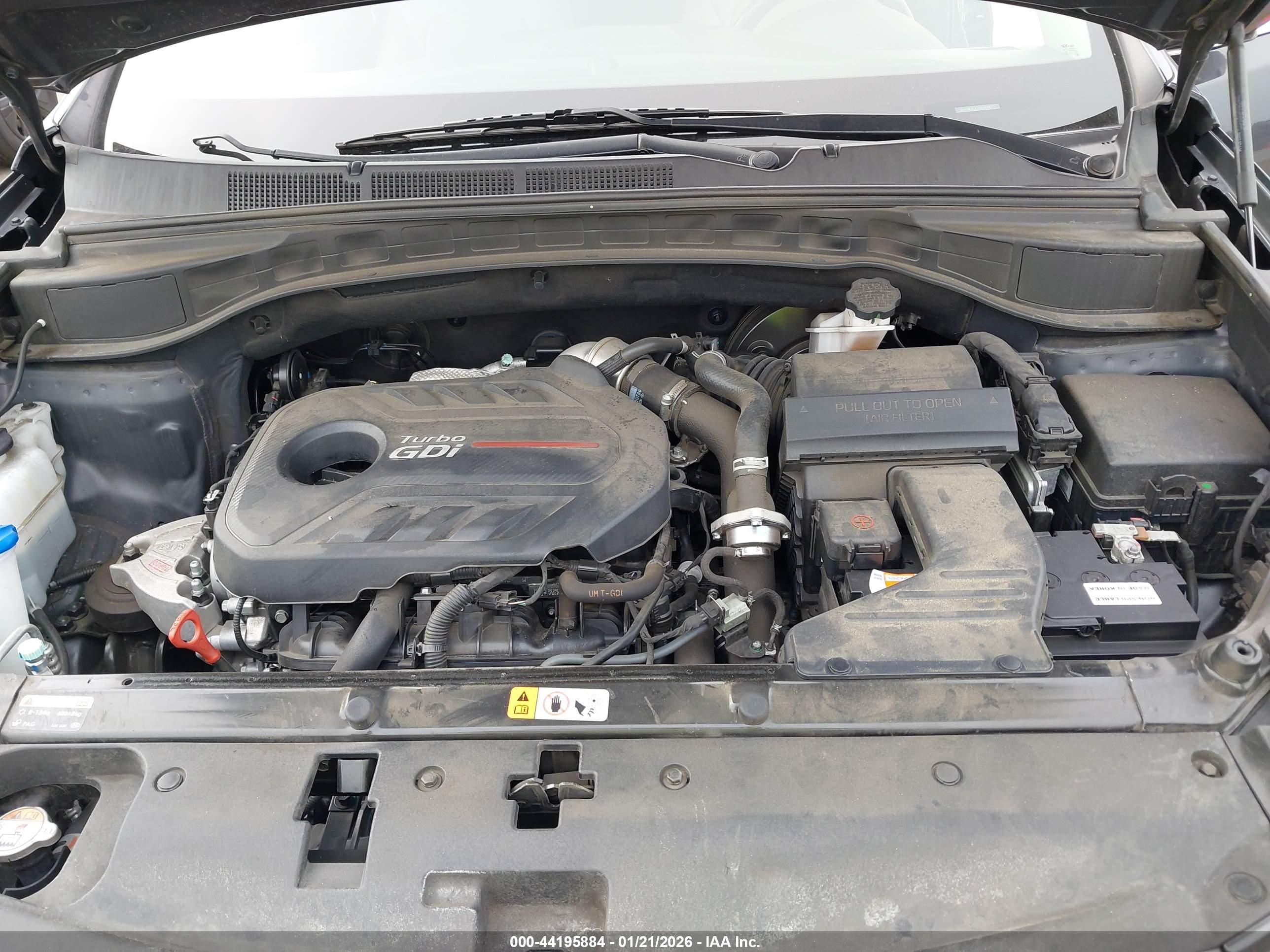 HYUNDAI SANTA image 10