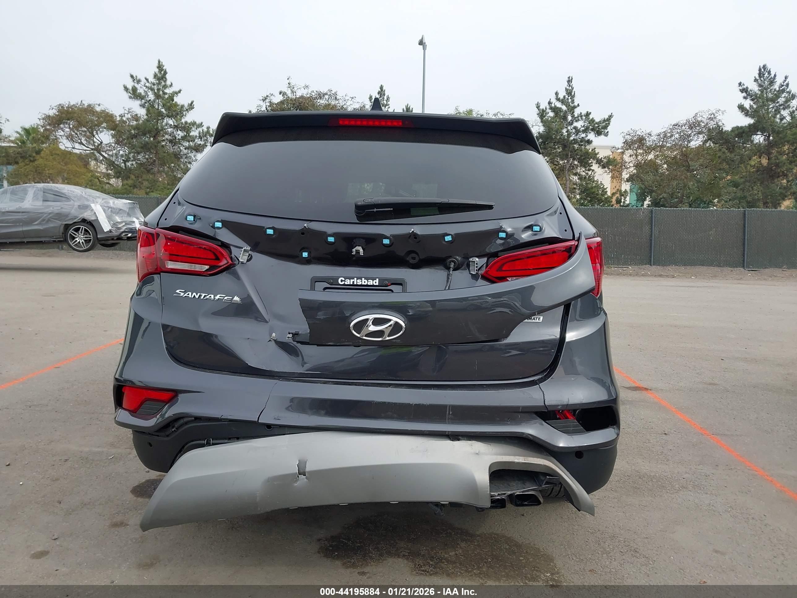 HYUNDAI SANTA image 6