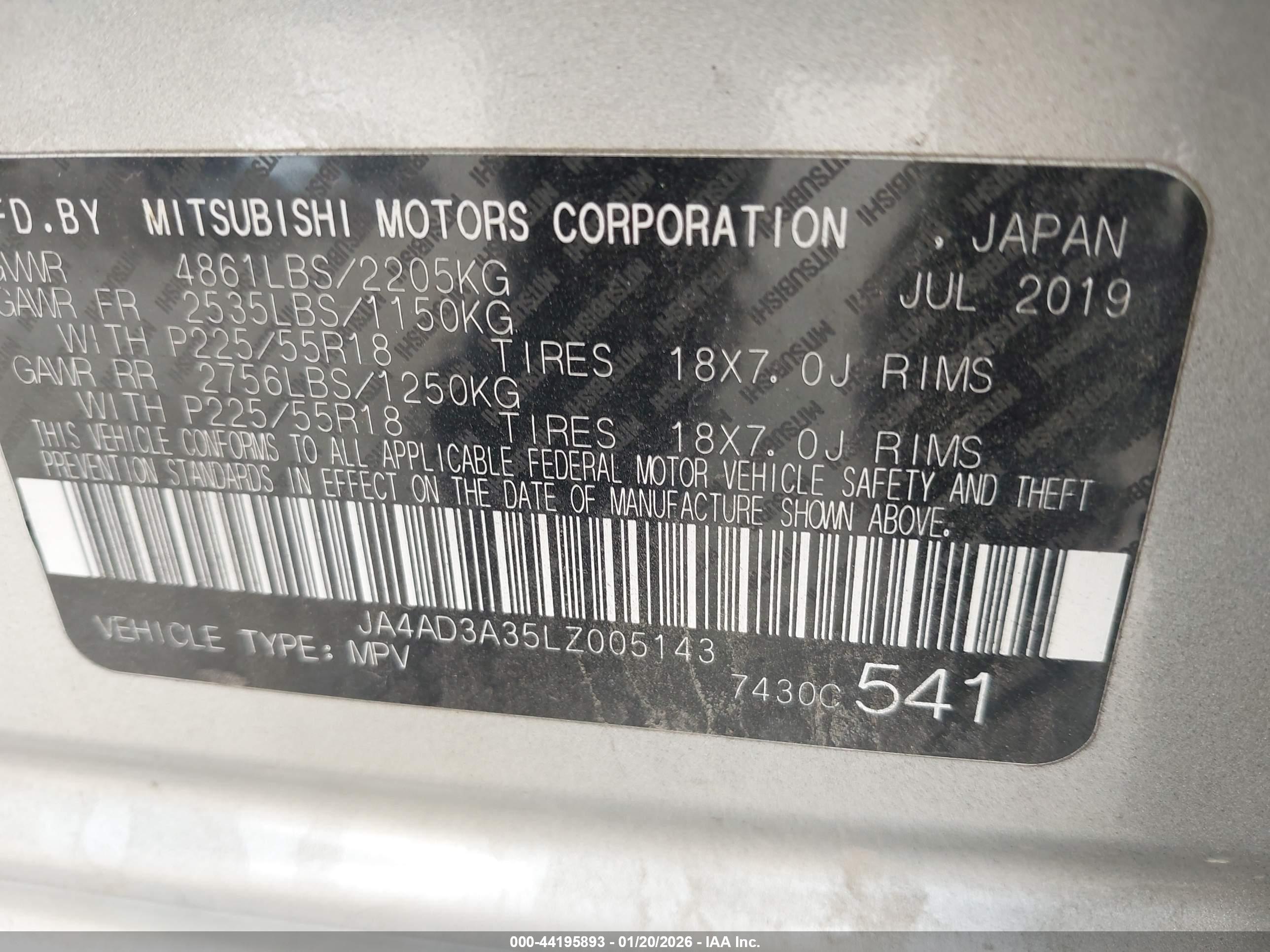 MITSUBISHI OUTLANDER image 9