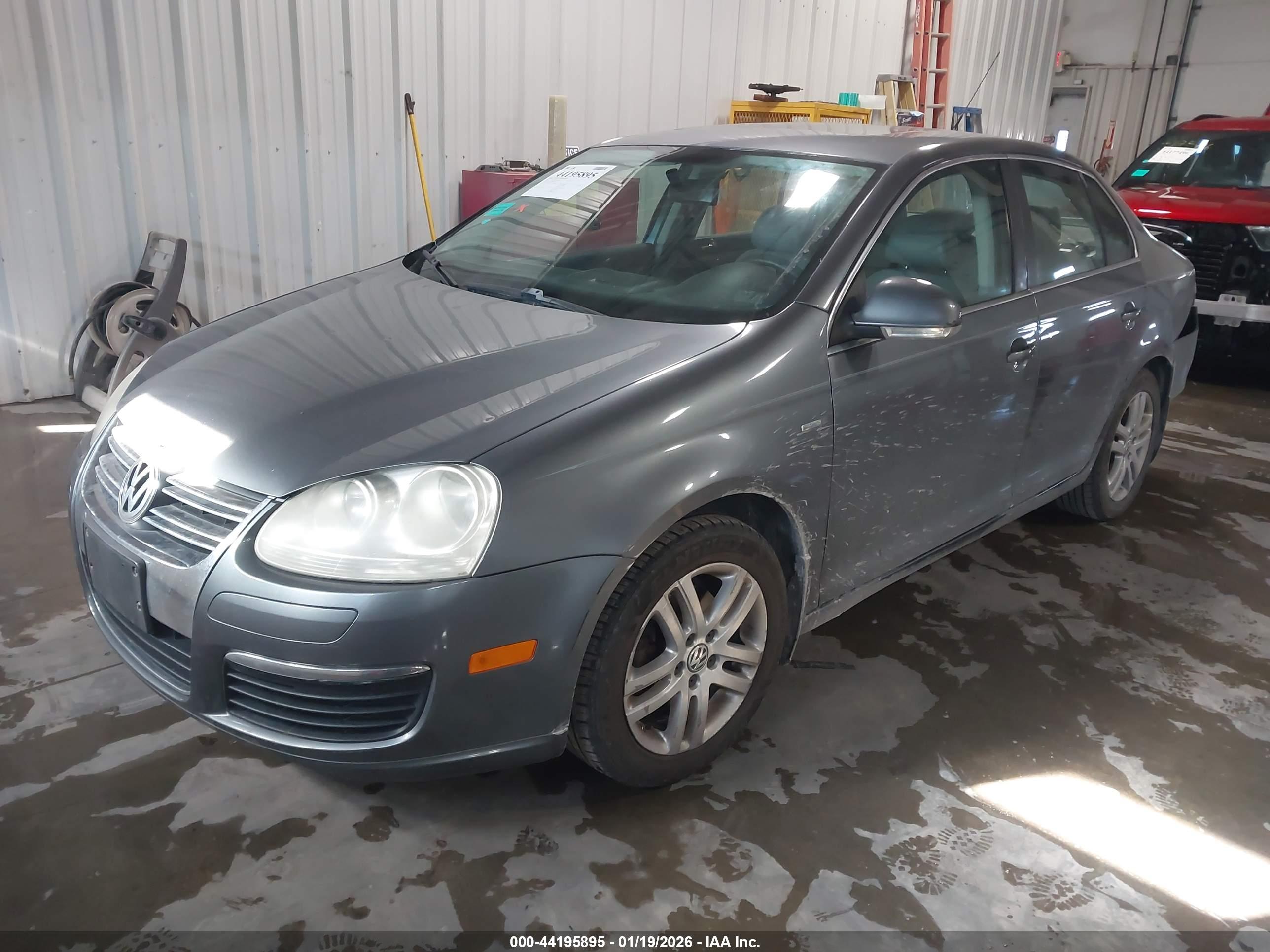 VOLKSWAGEN JETTA image 2