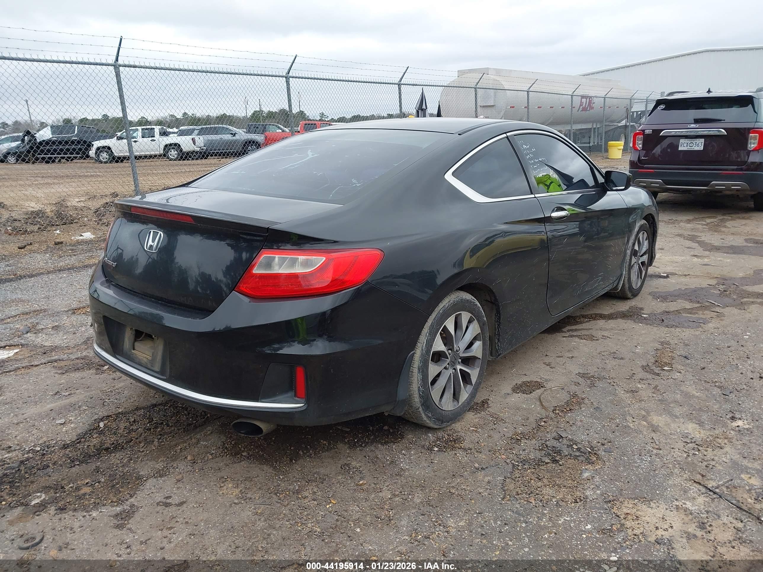 HONDA ACCORD image 4