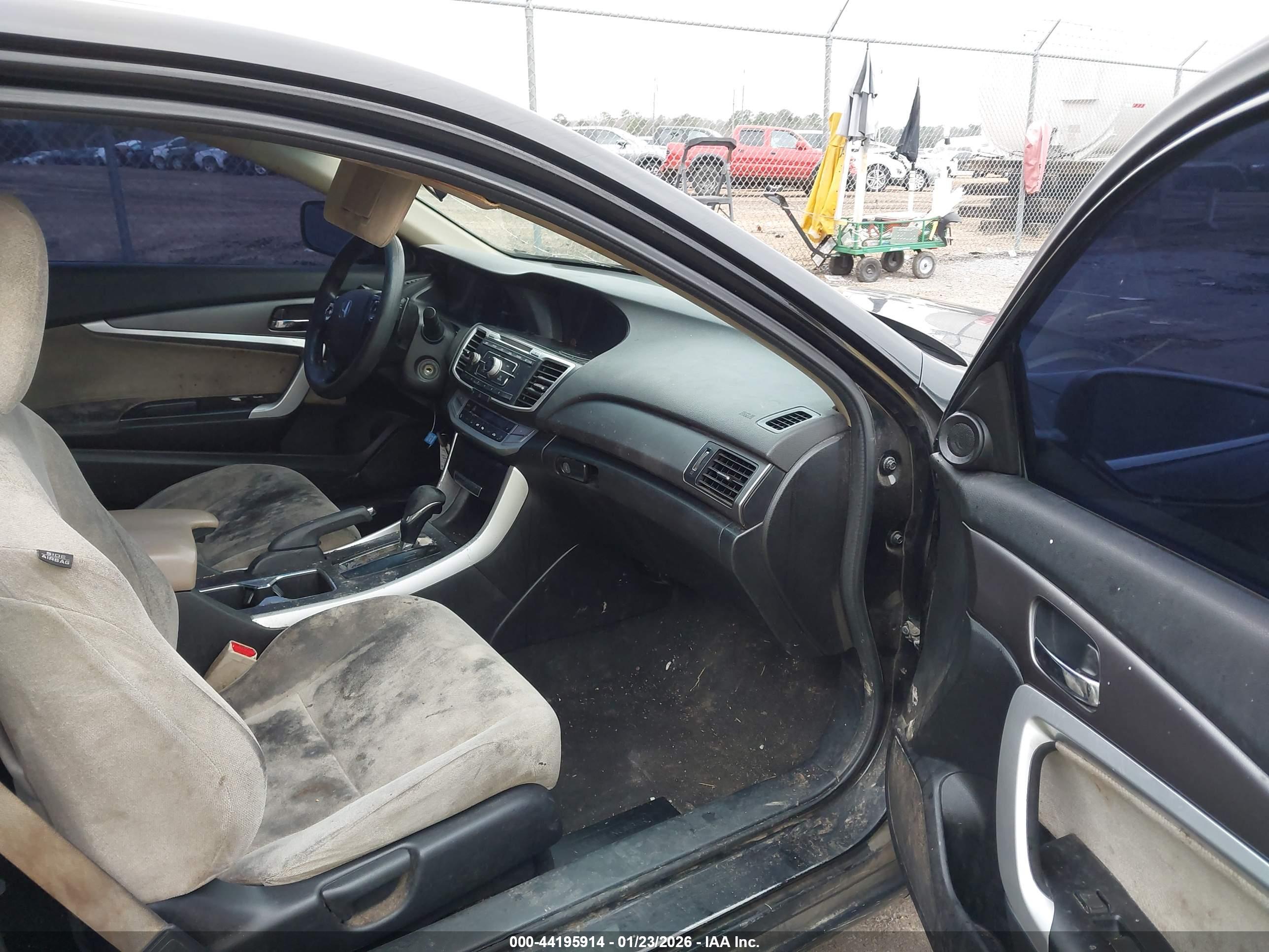 HONDA ACCORD image 5