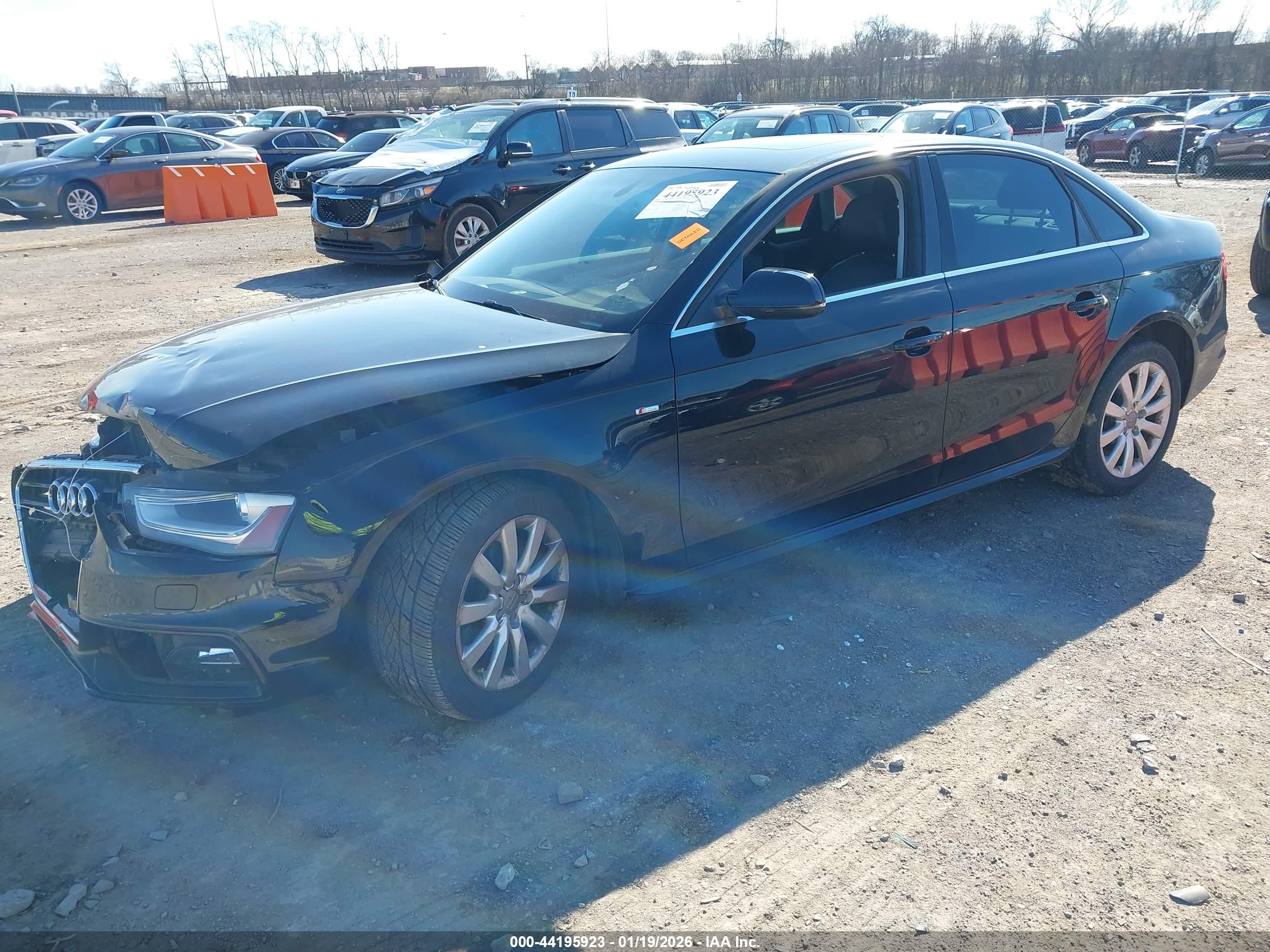 AUDI A4 image 2