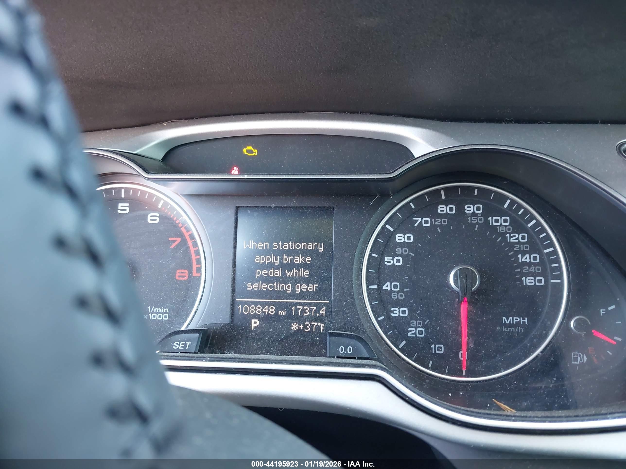 AUDI A4 image 7
