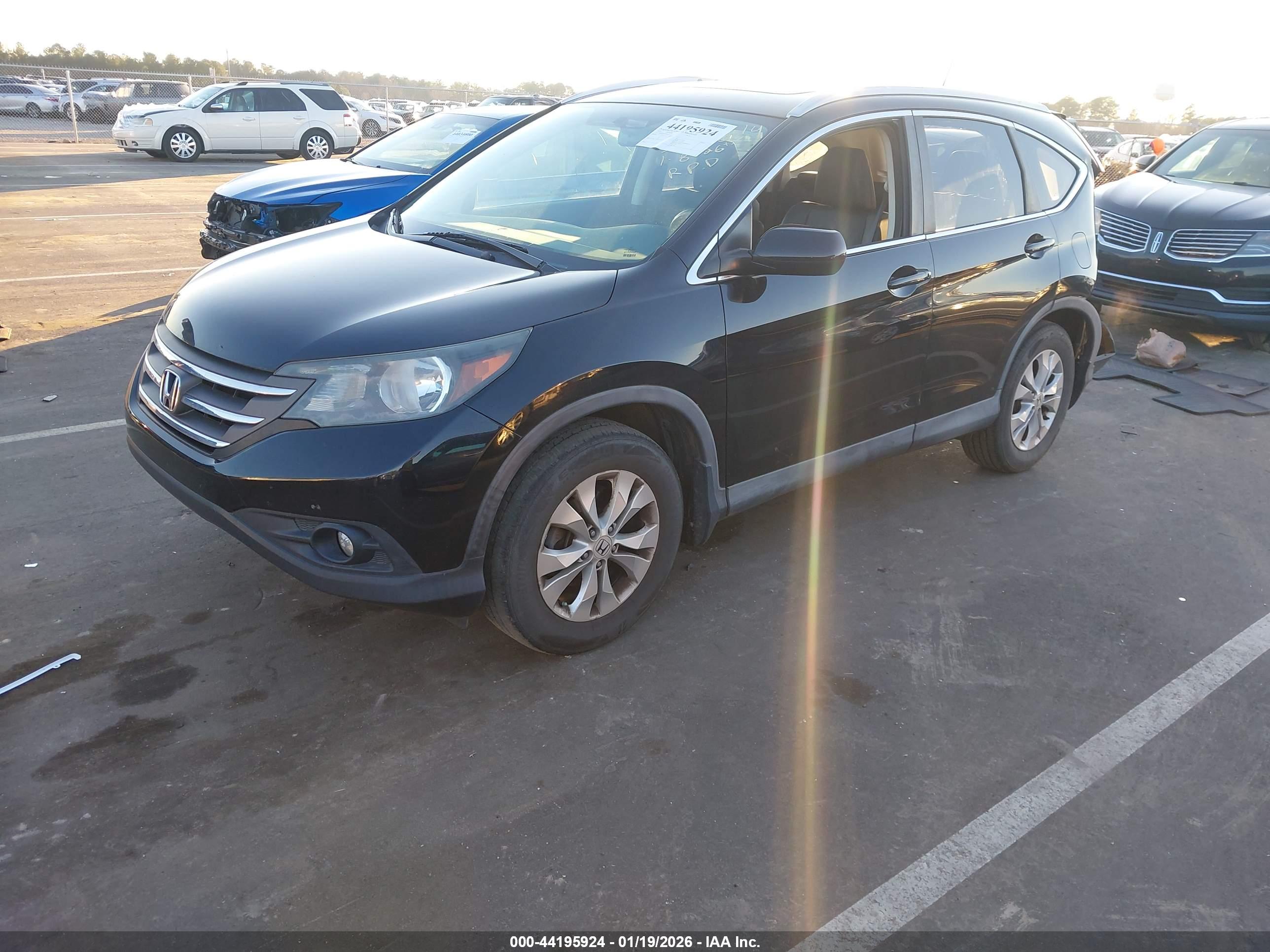 HONDA CR-V image 2