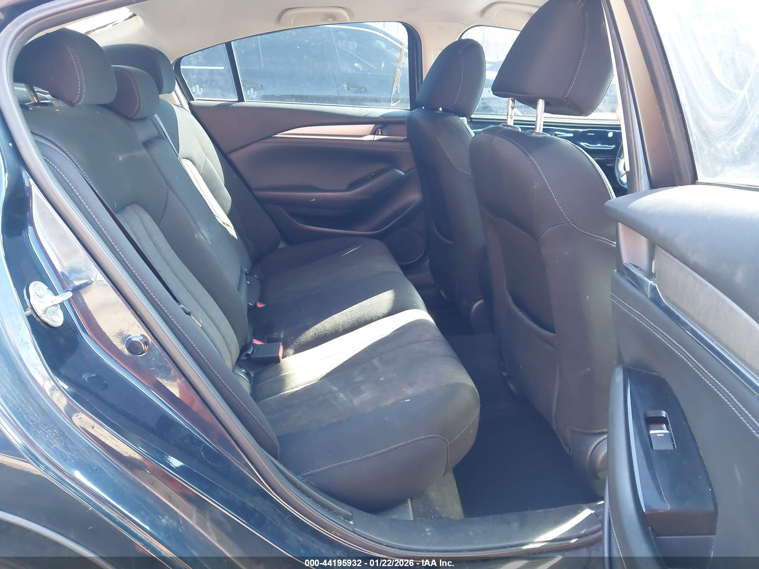 MAZDA MAZDA6 image 8