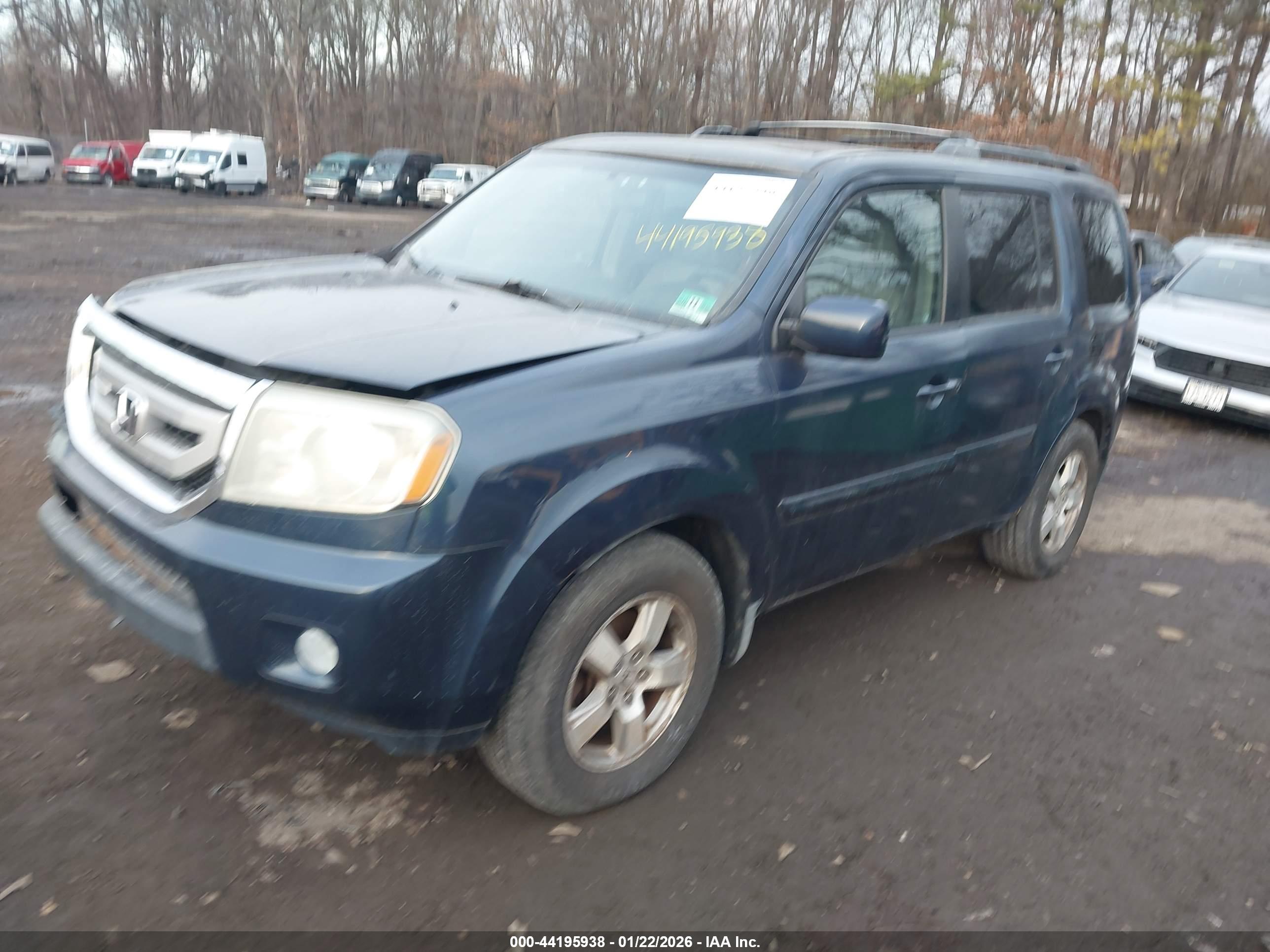 HONDA PILOT image 2