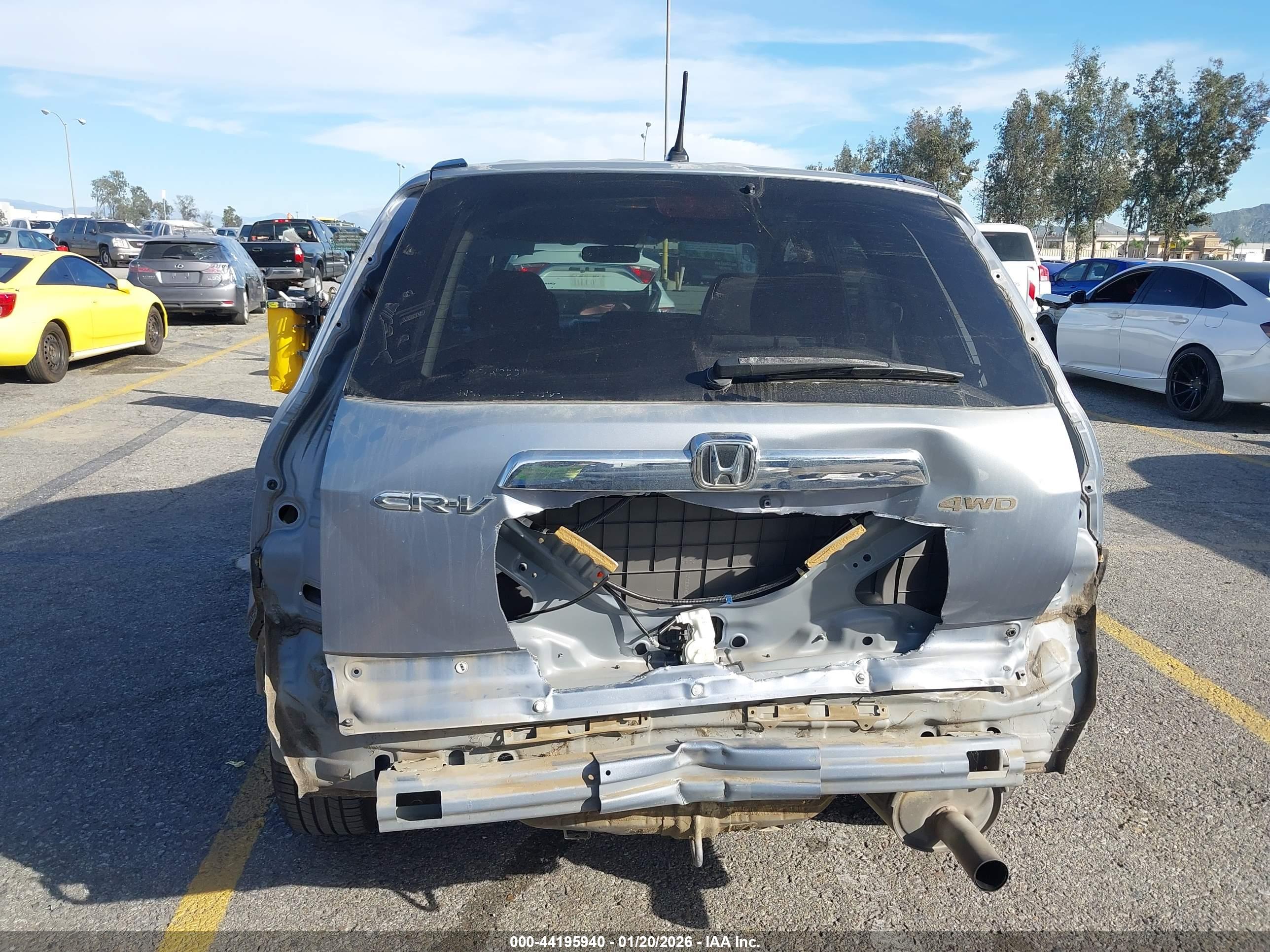 HONDA CR-V image 6