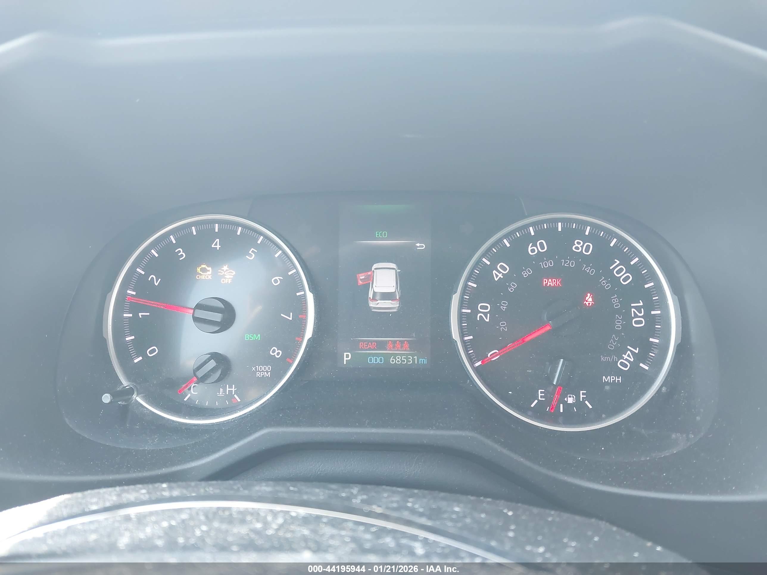 TOYOTA RAV4 image 7
