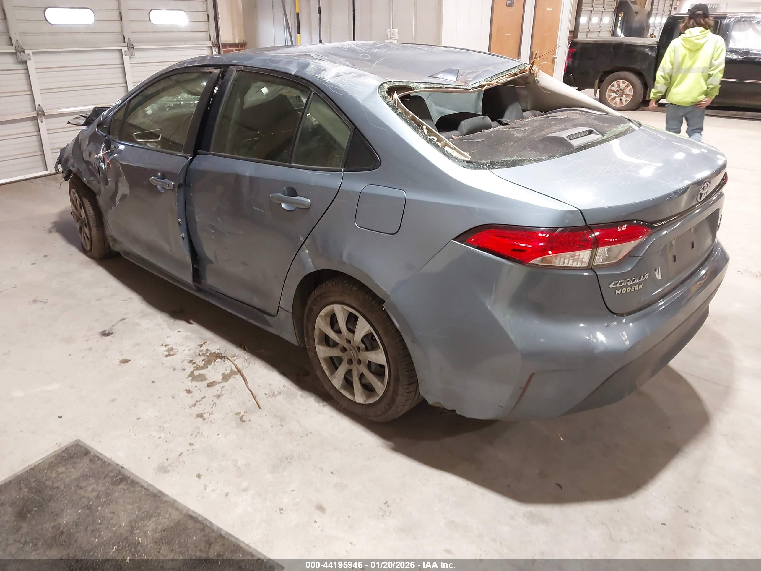 TOYOTA COROLLA image 3
