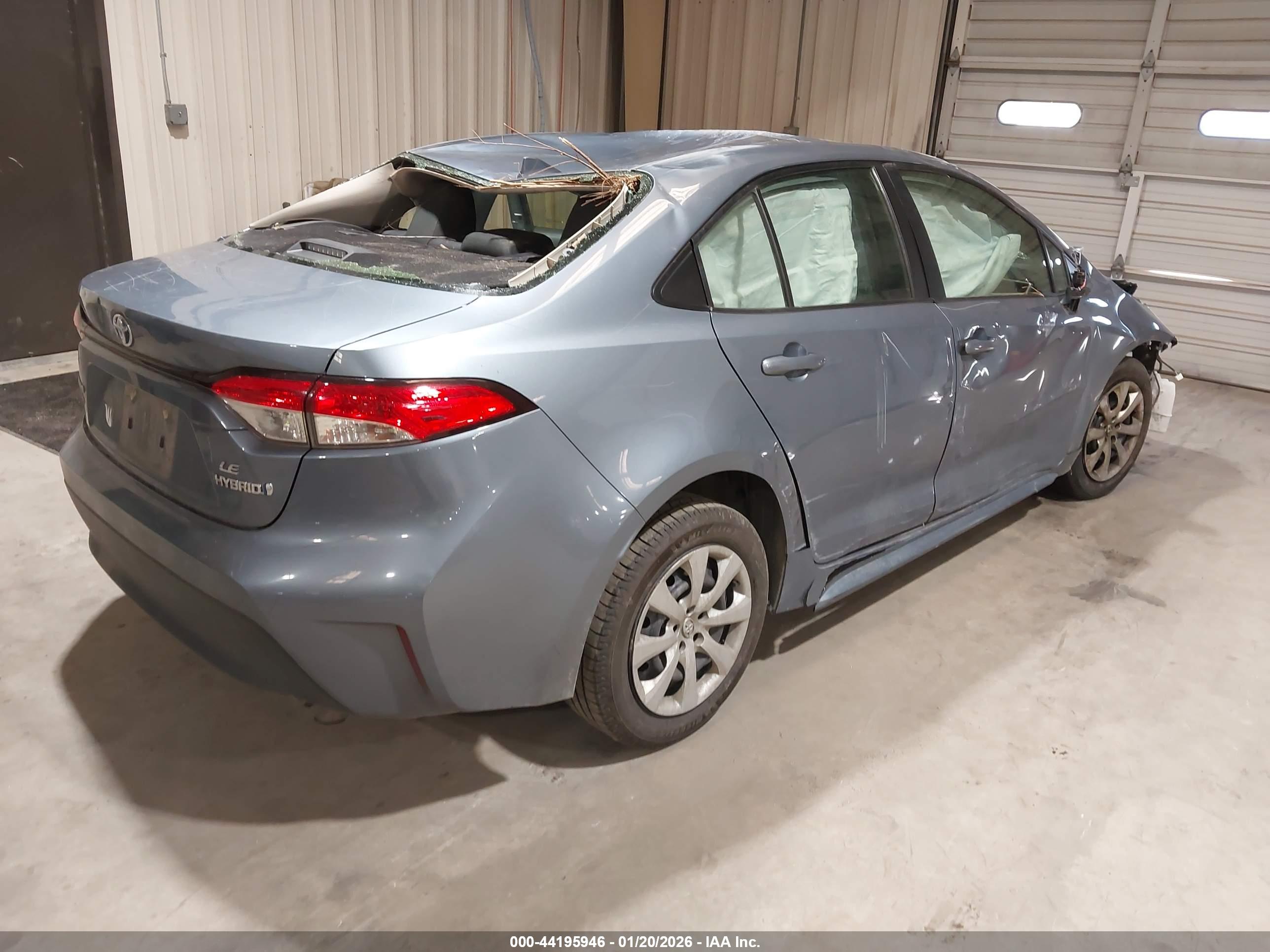 TOYOTA COROLLA image 4
