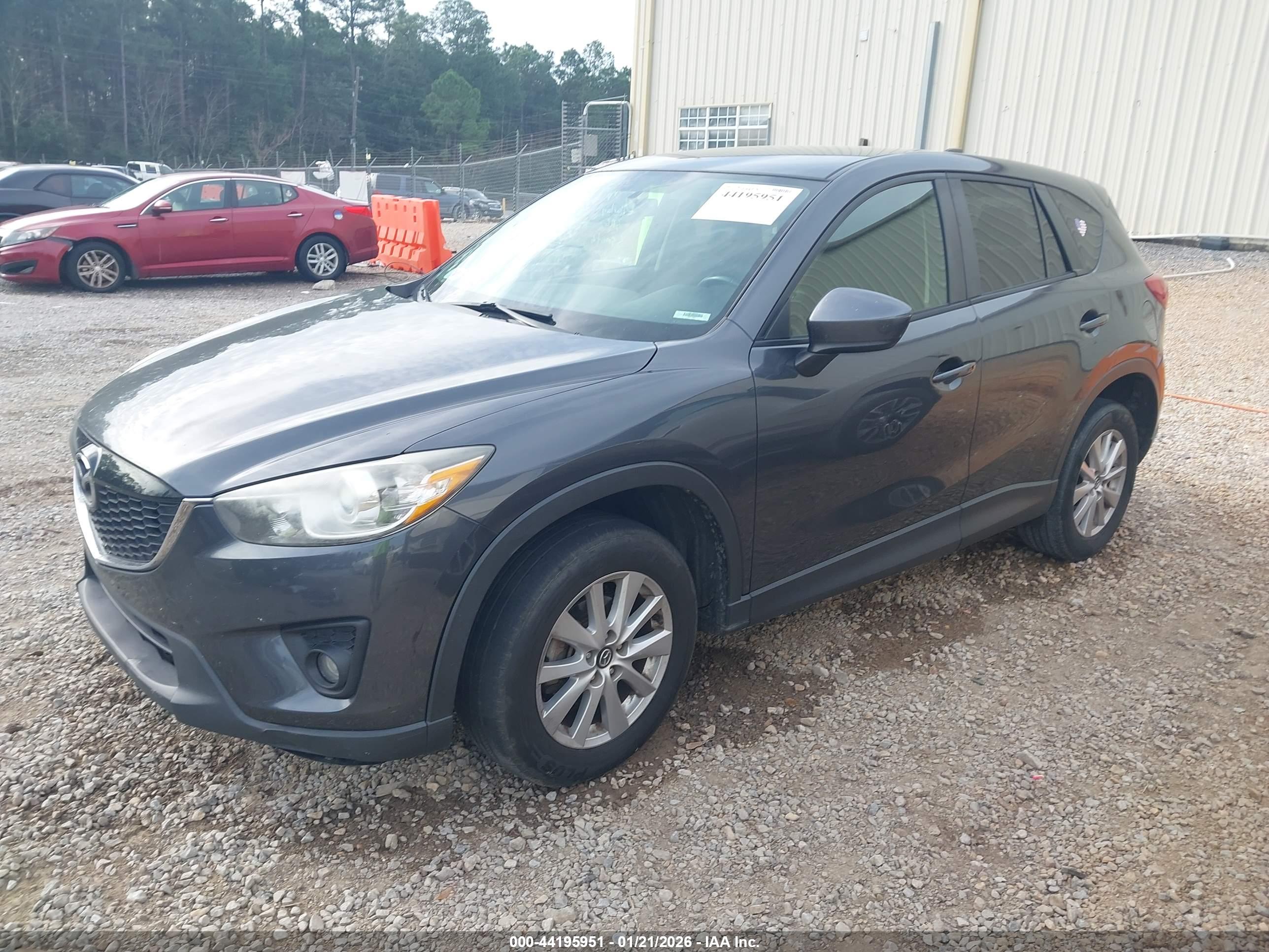MAZDA CX-5 image 2