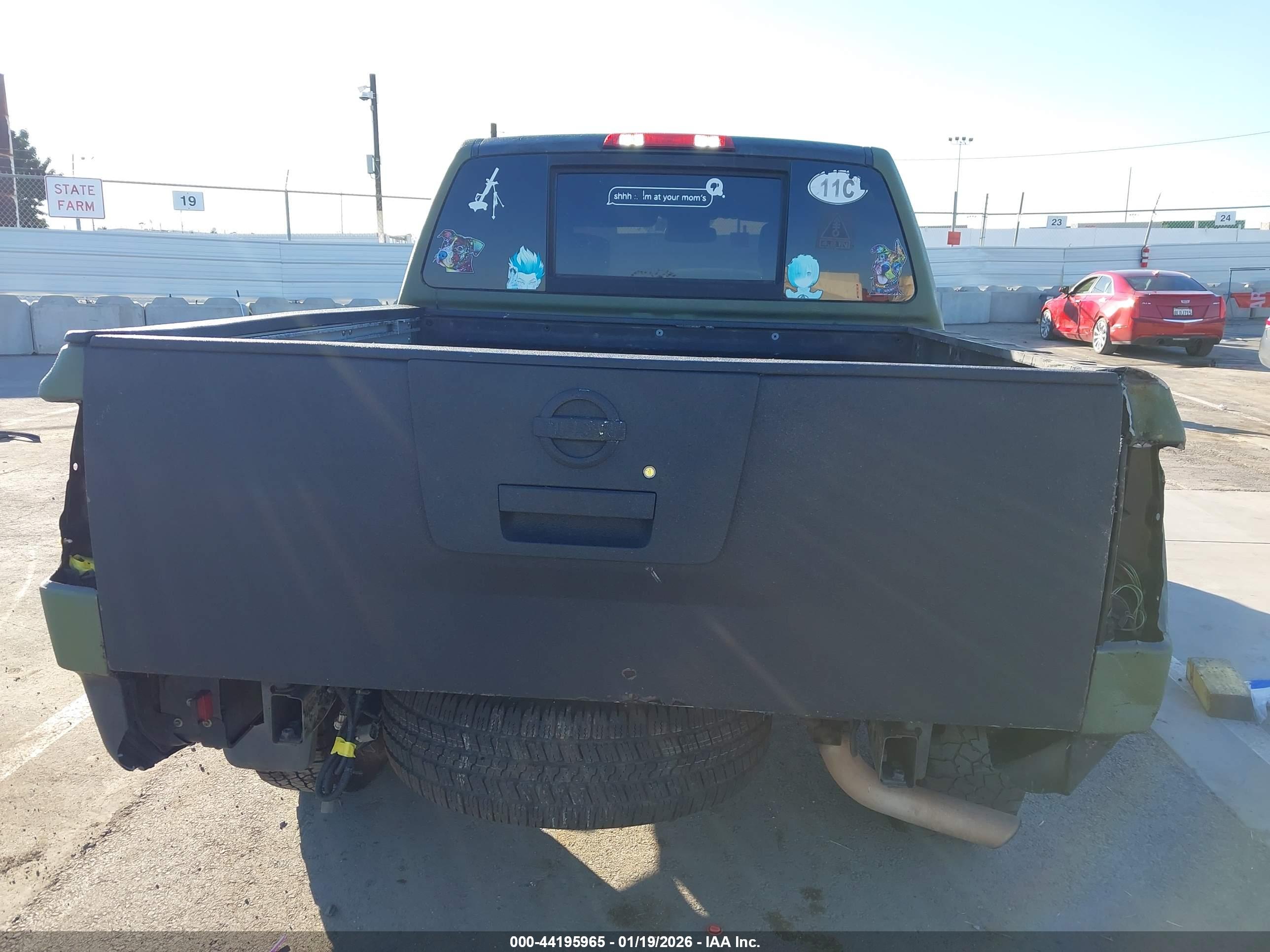 NISSAN TITAN image 6