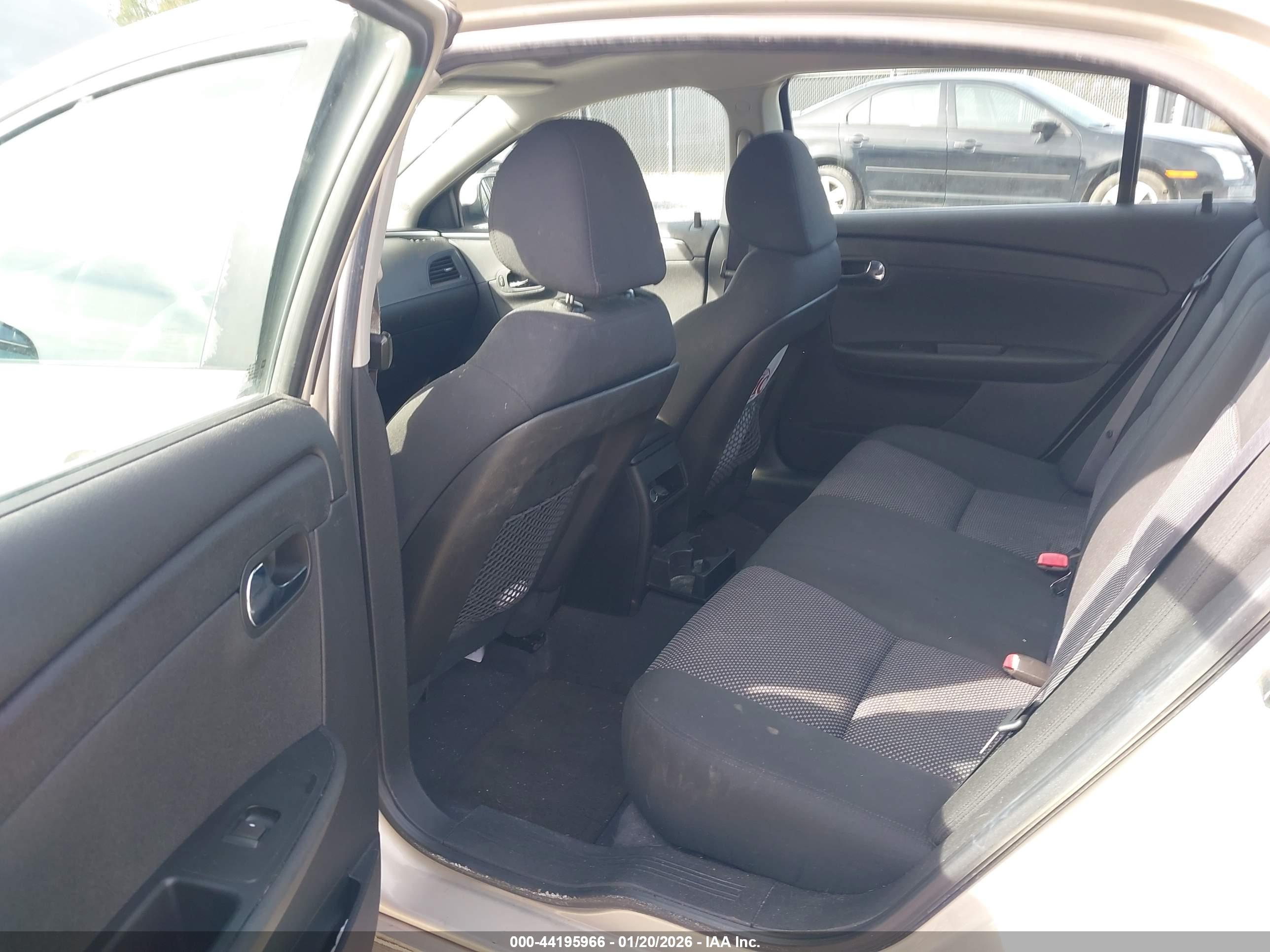 CHEVROLET MALIBU image 8
