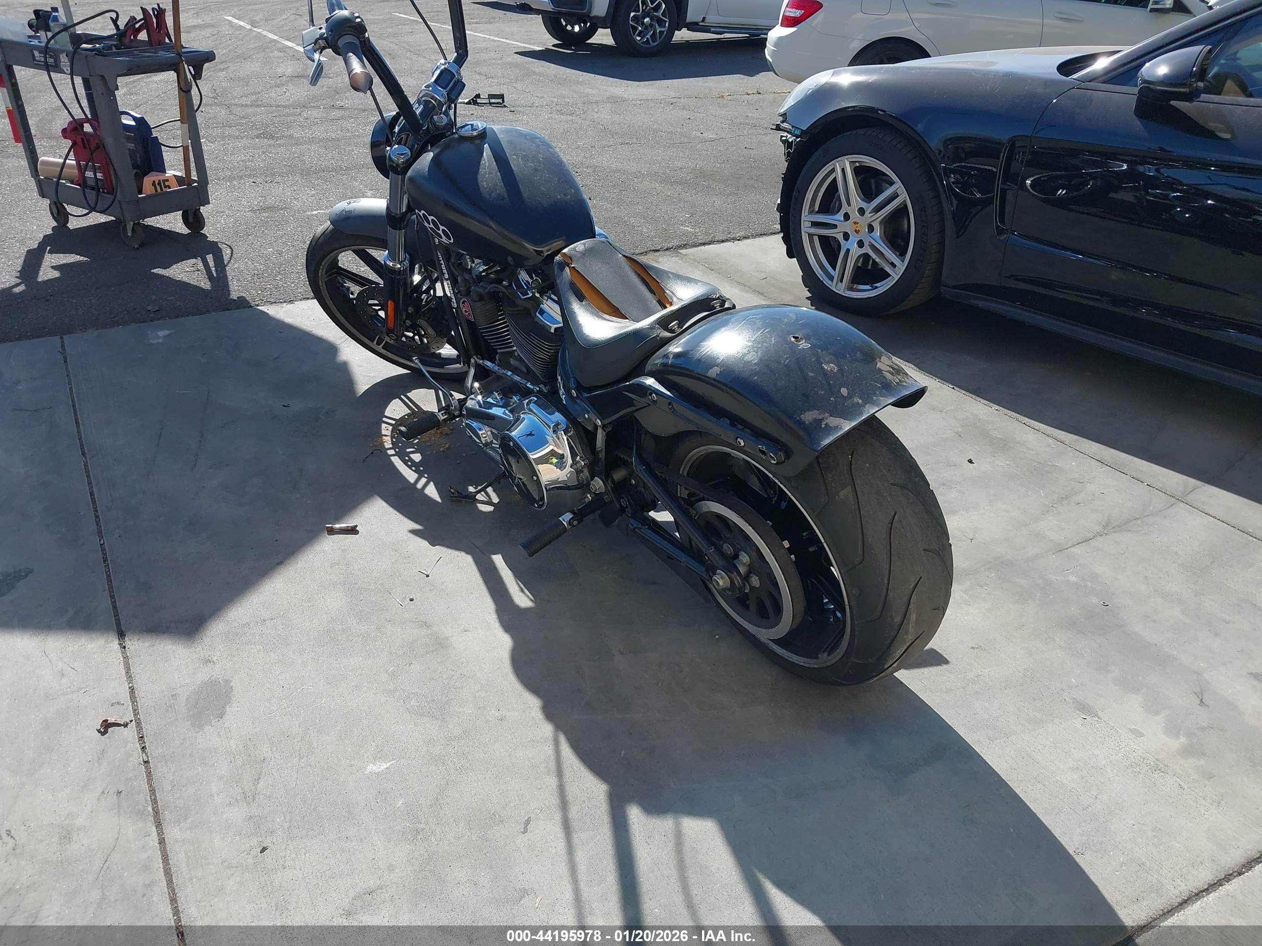 HARLEY-DAVIDSON FXBR image 3