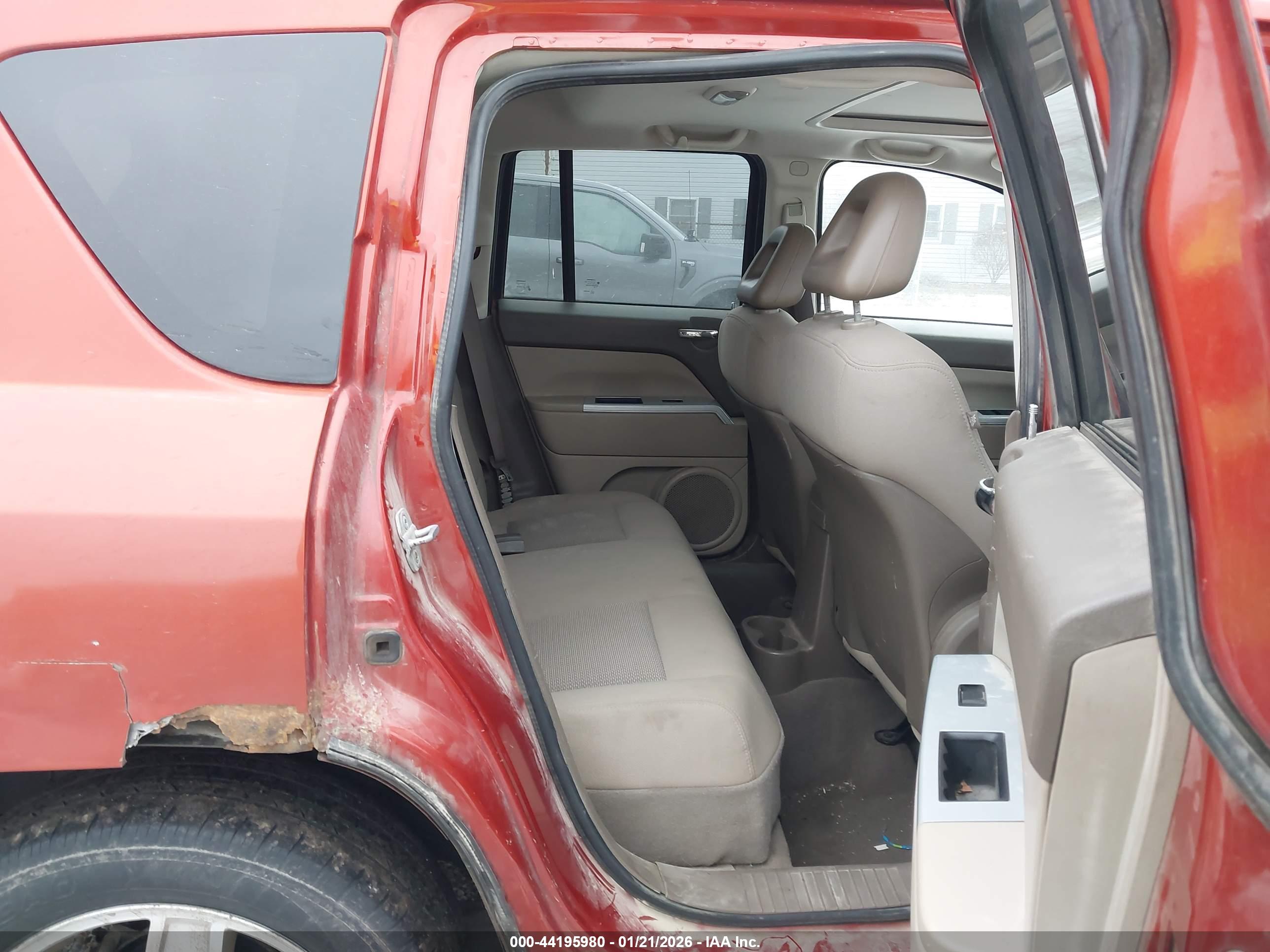 JEEP COMPASS image 8