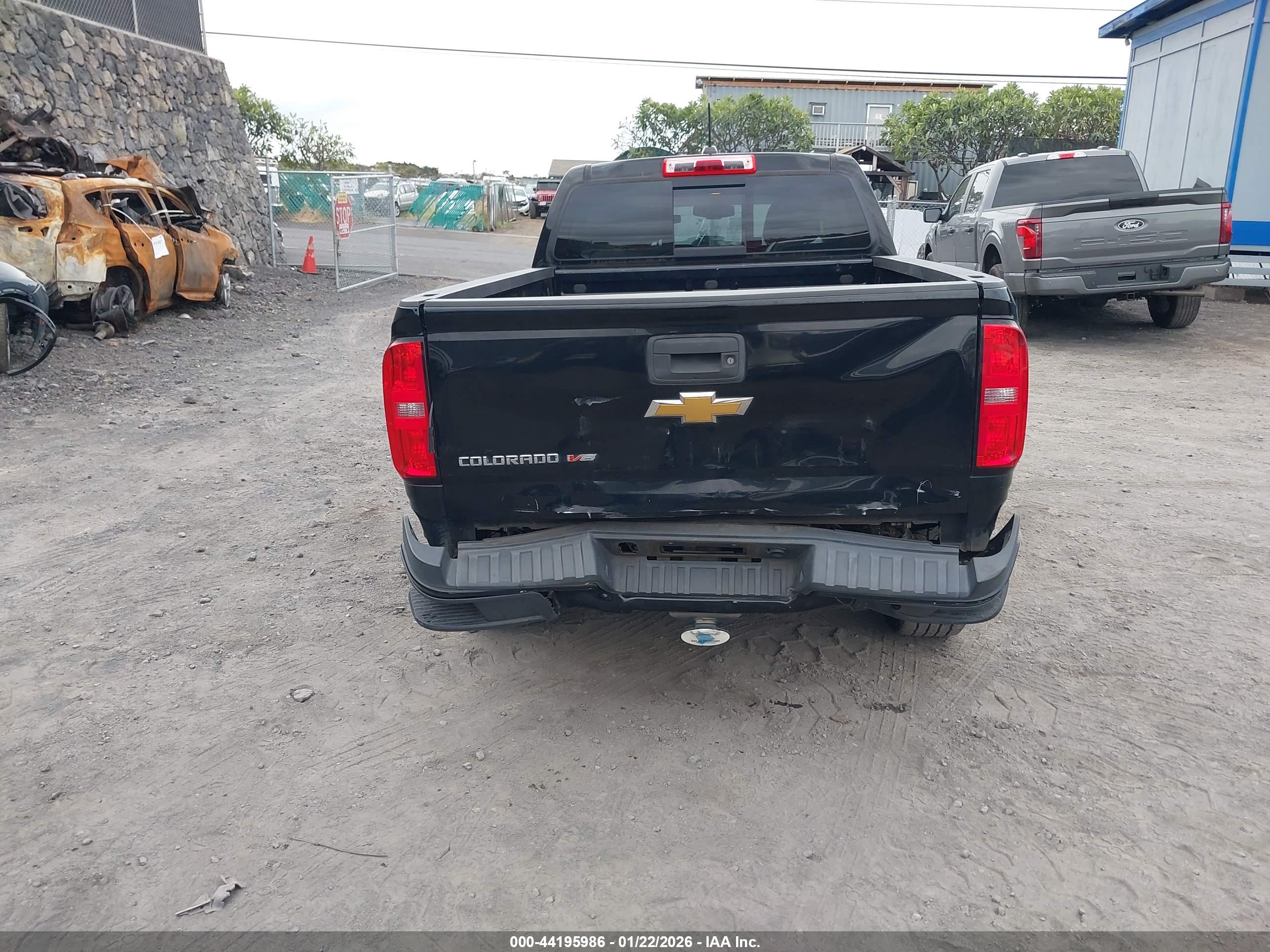 CHEVROLET COLORADO image 6