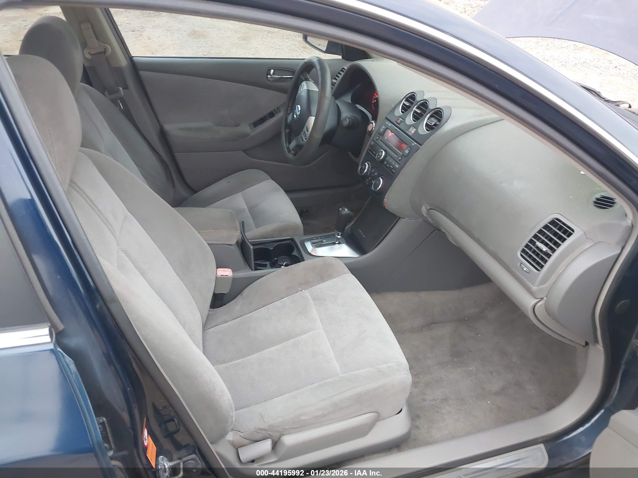 NISSAN ALTIMA image 5