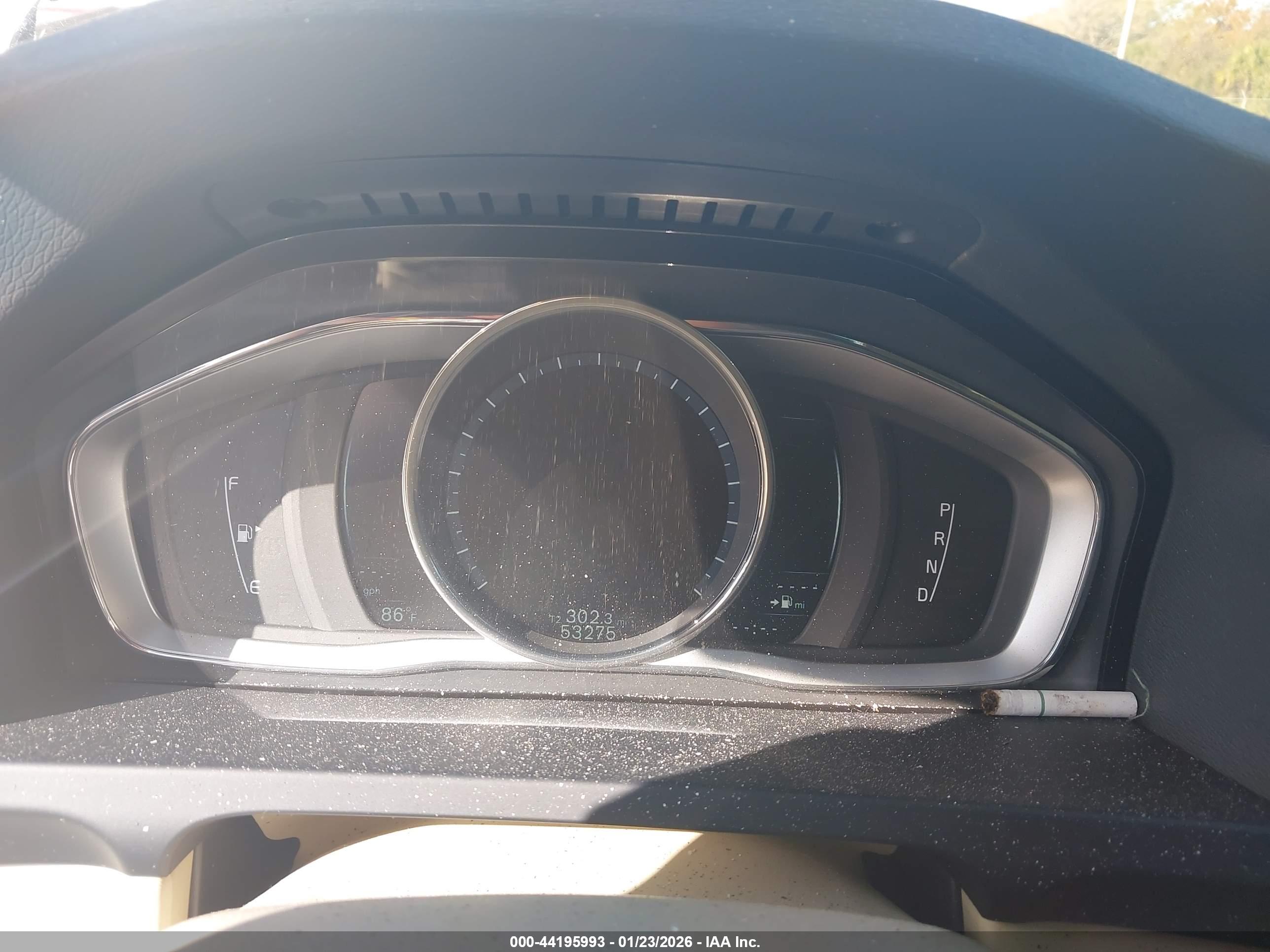VOLVO S60 image 7