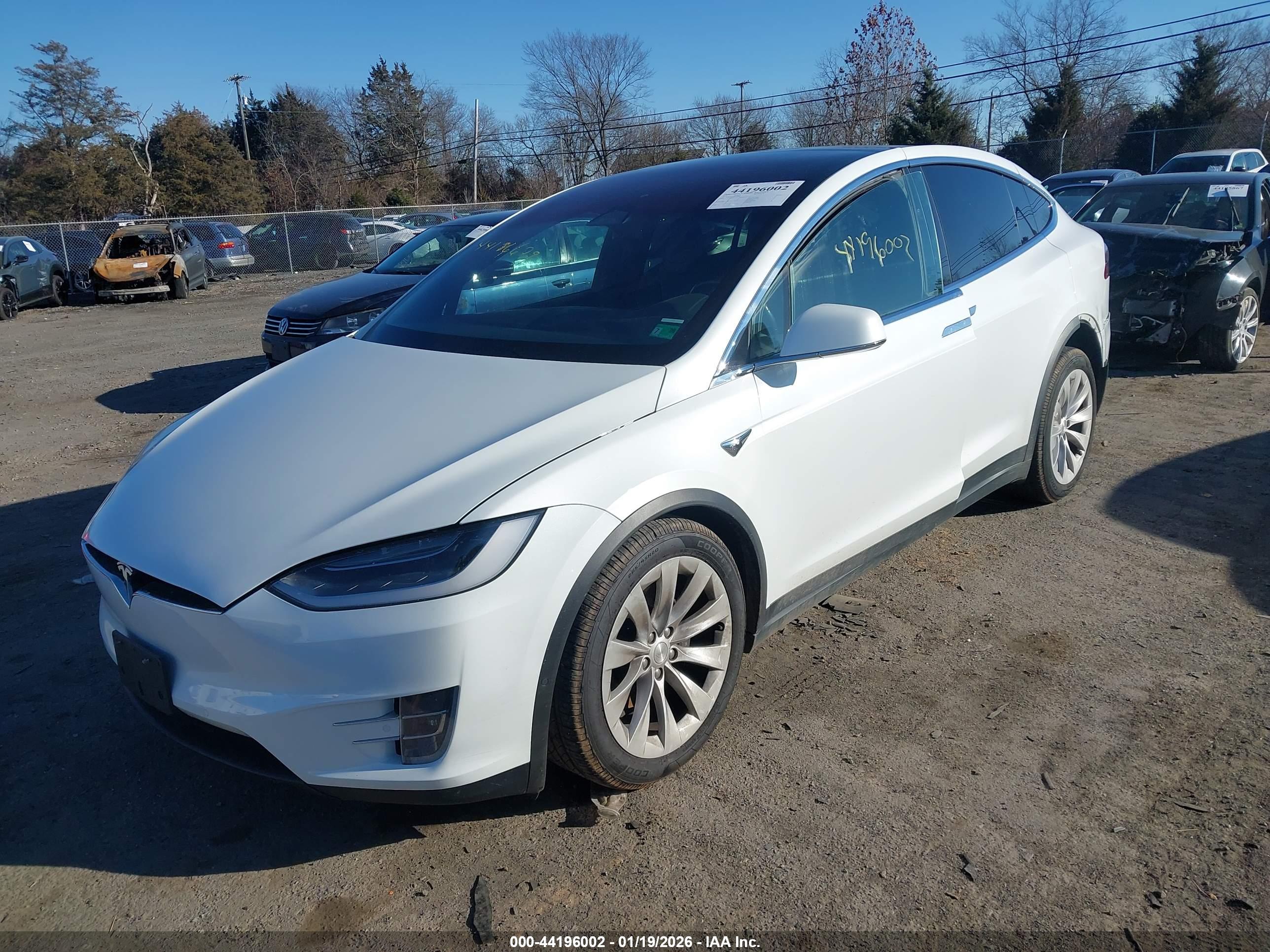 TESLA MODEL image 2