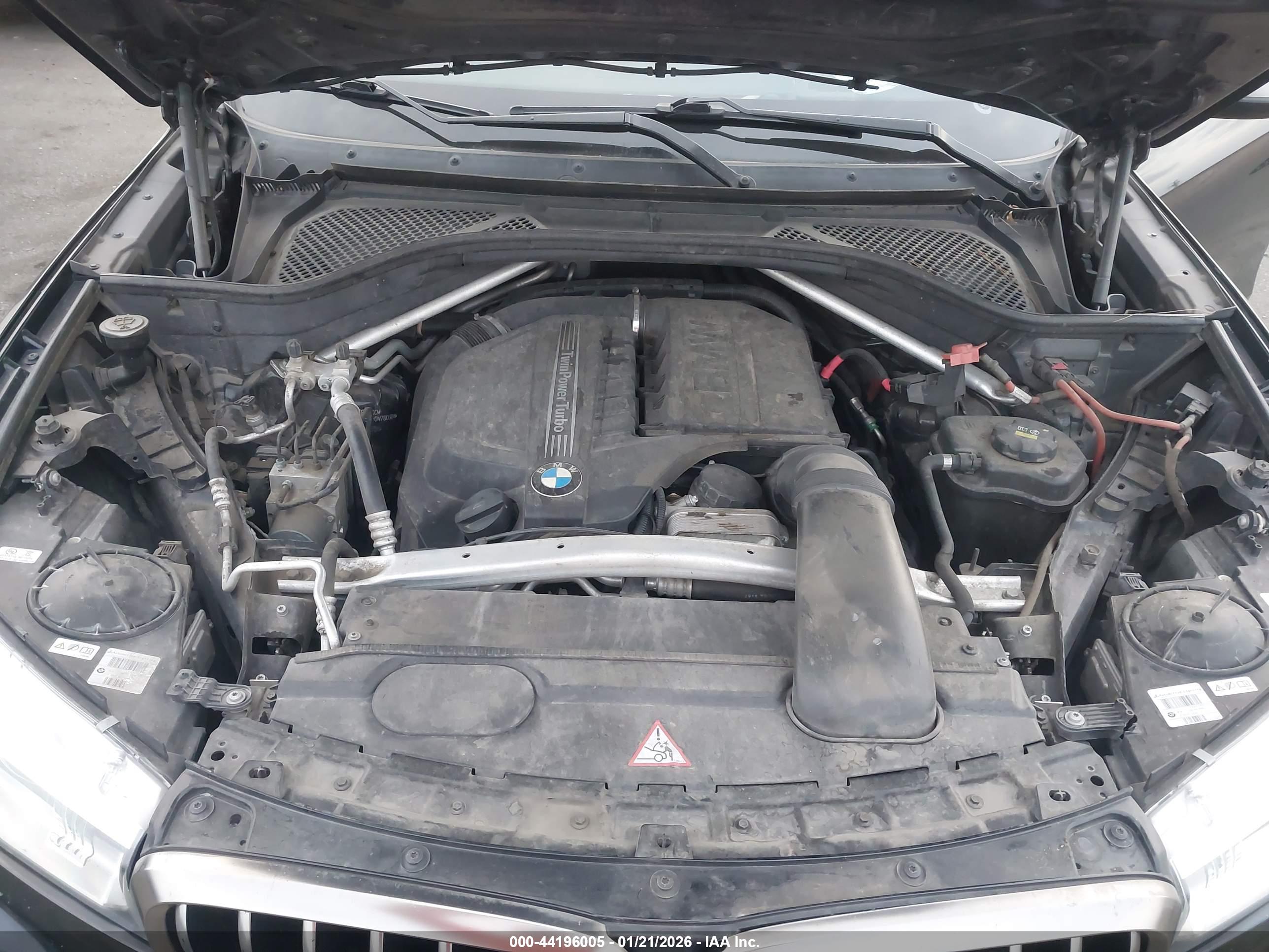 BMW X6 image 10