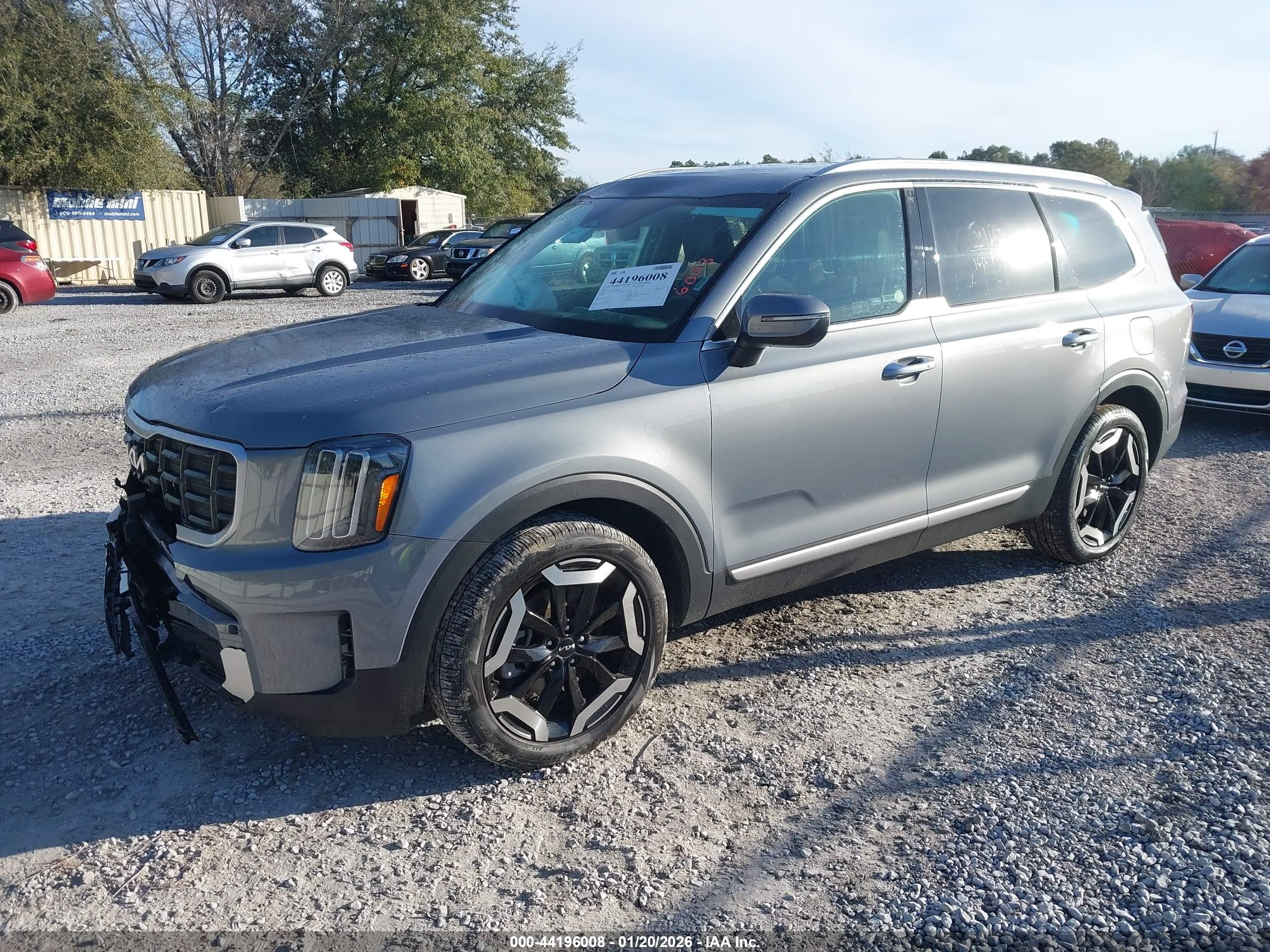 KIA TELLURIDE image 2