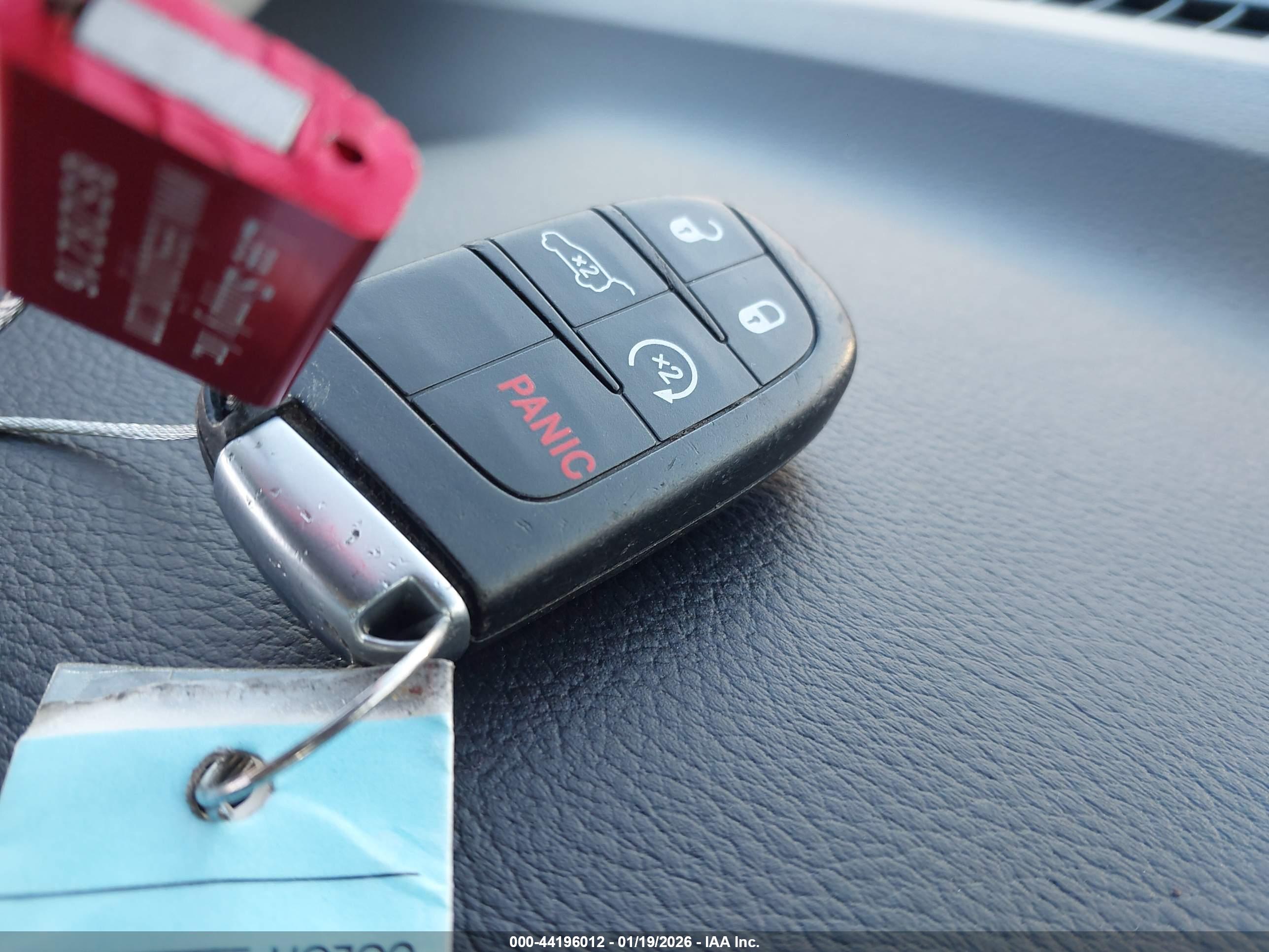 JEEP GRAND image 11