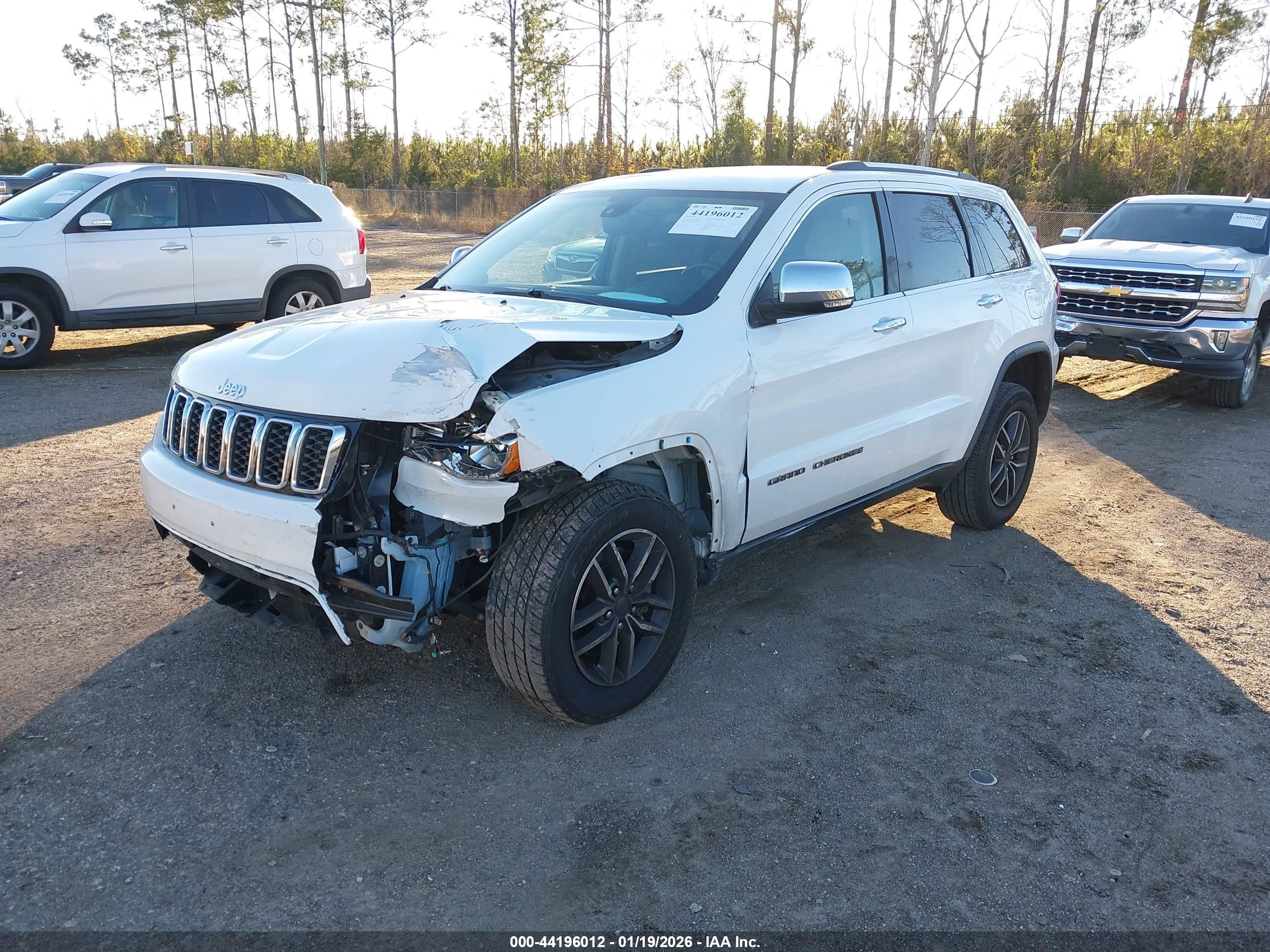 JEEP GRAND image 2