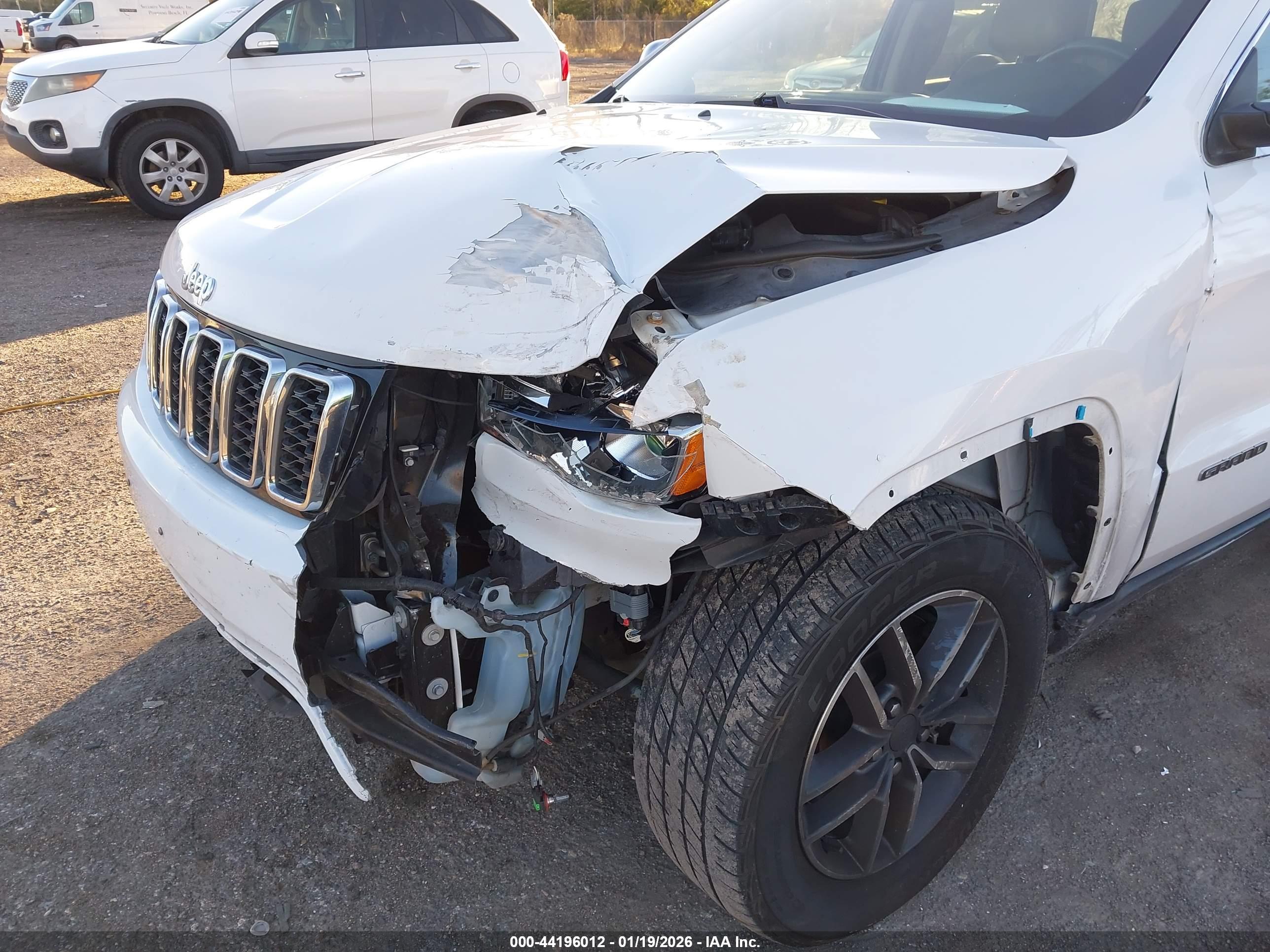 JEEP GRAND image 6