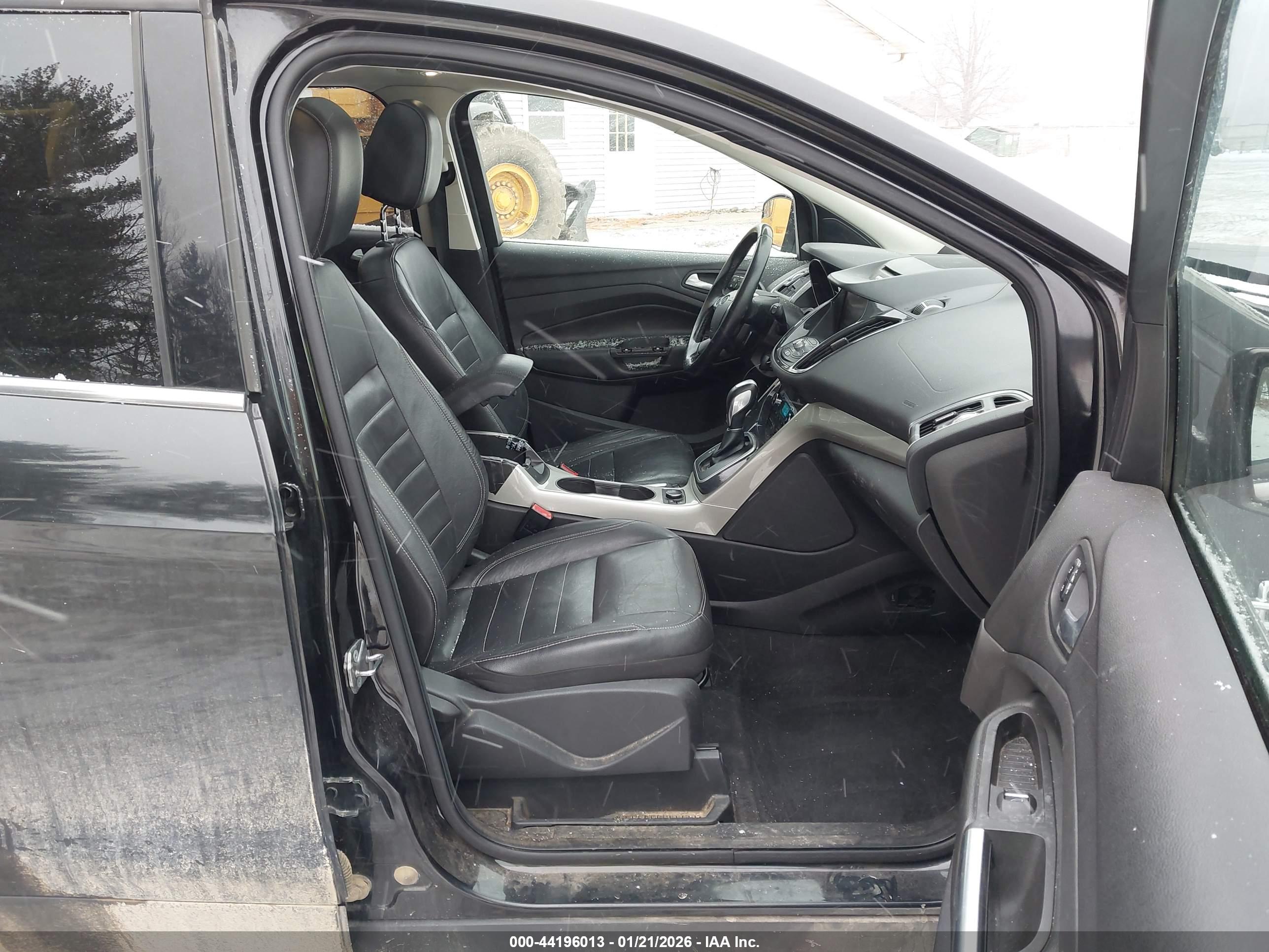 FORD ESCAPE image 5