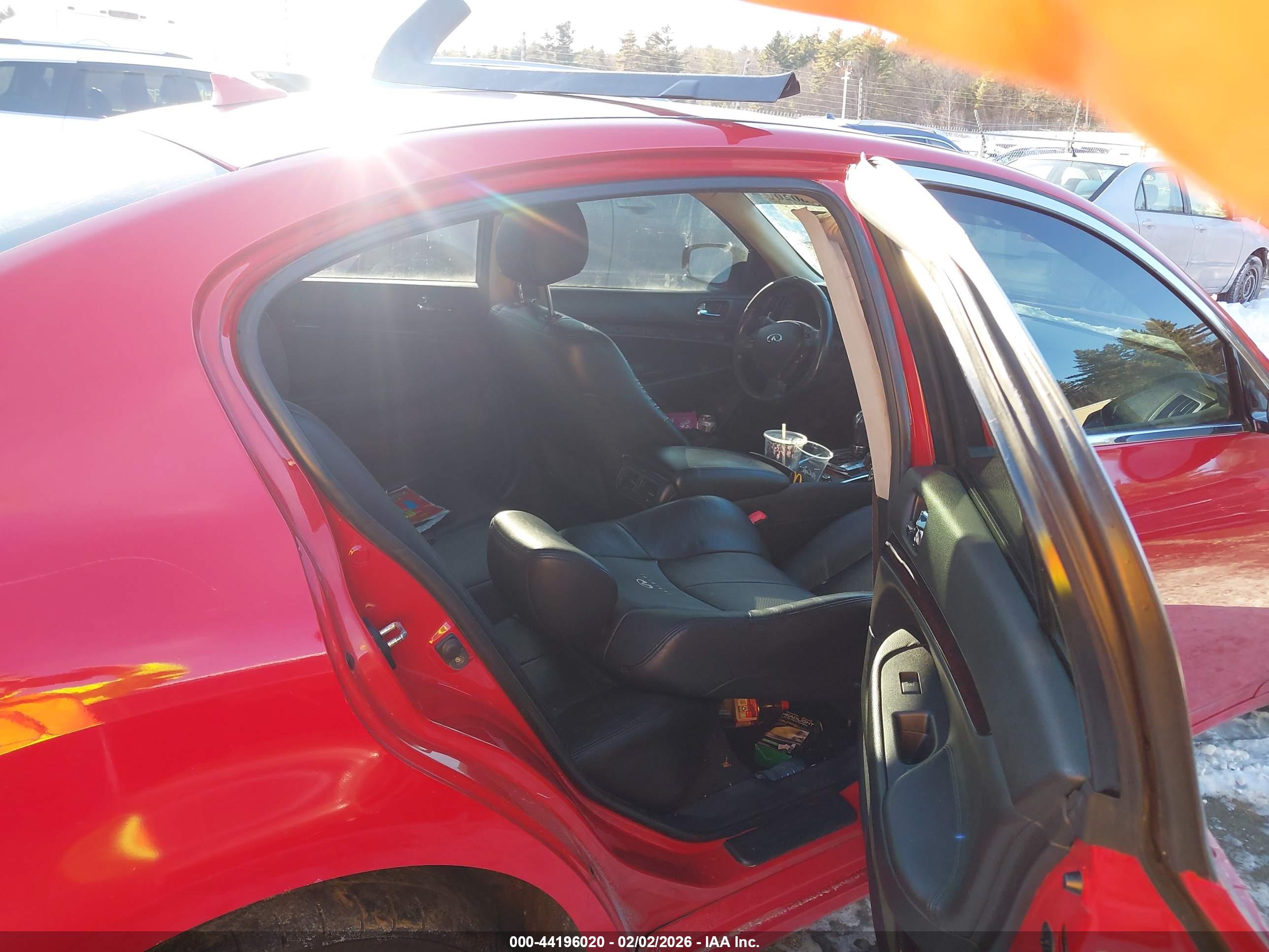 INFINITI G37X image 8